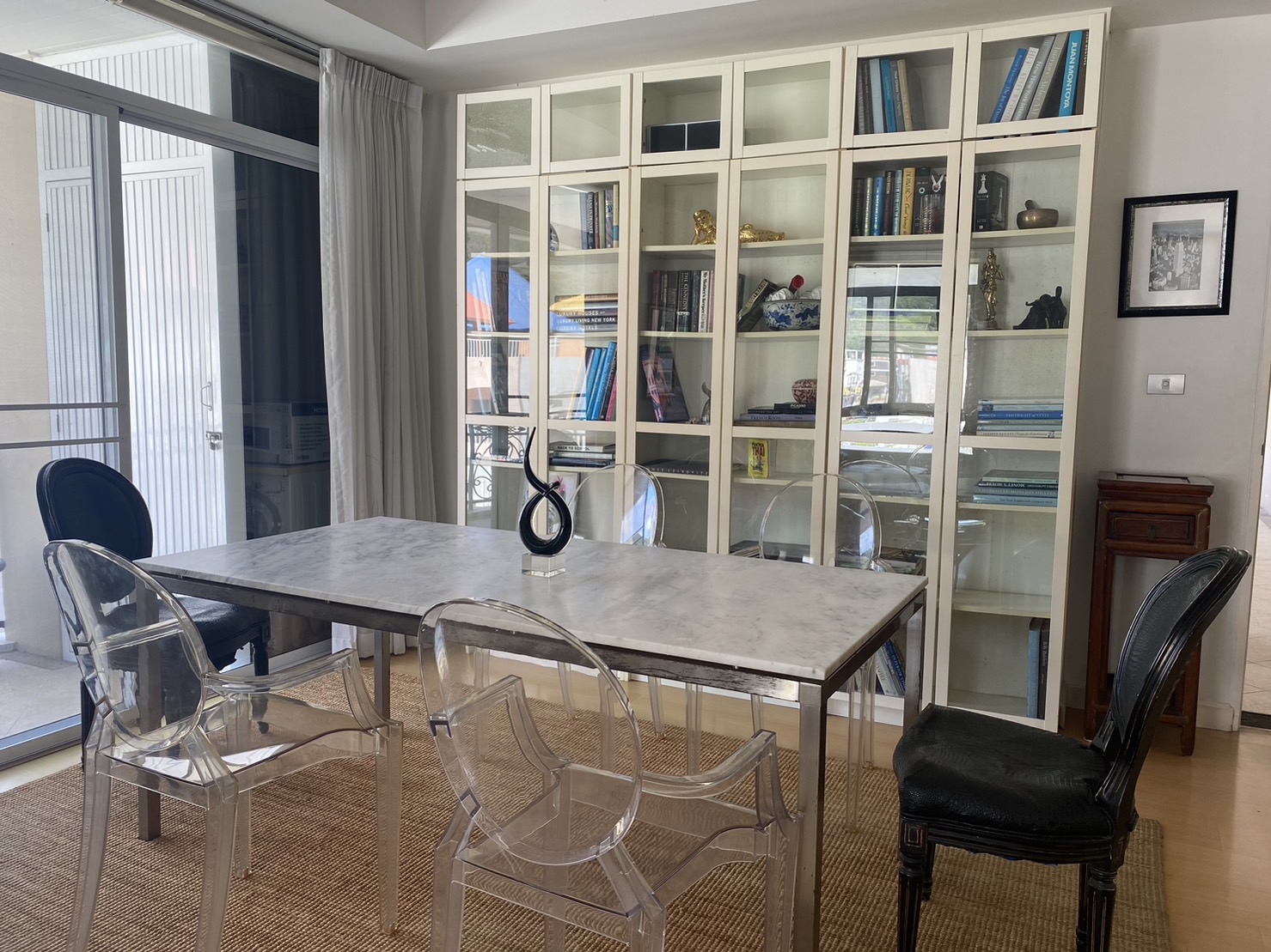 For Rent : Condo near Patong Beach, 2 Bedroom 2 Bathroom, 5th flr.