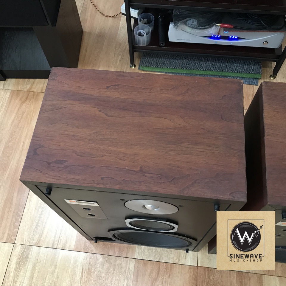 ลำโพง ยี่ห้อ JBL รุ่น 4313 (Made in USA)