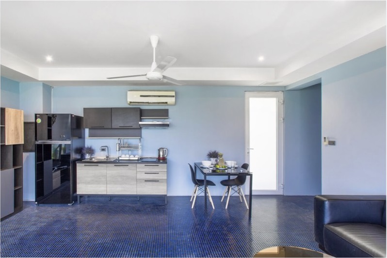 For Rent : Patong Seaview 1 bed room condominium 60 Sqm. Thai freehold.