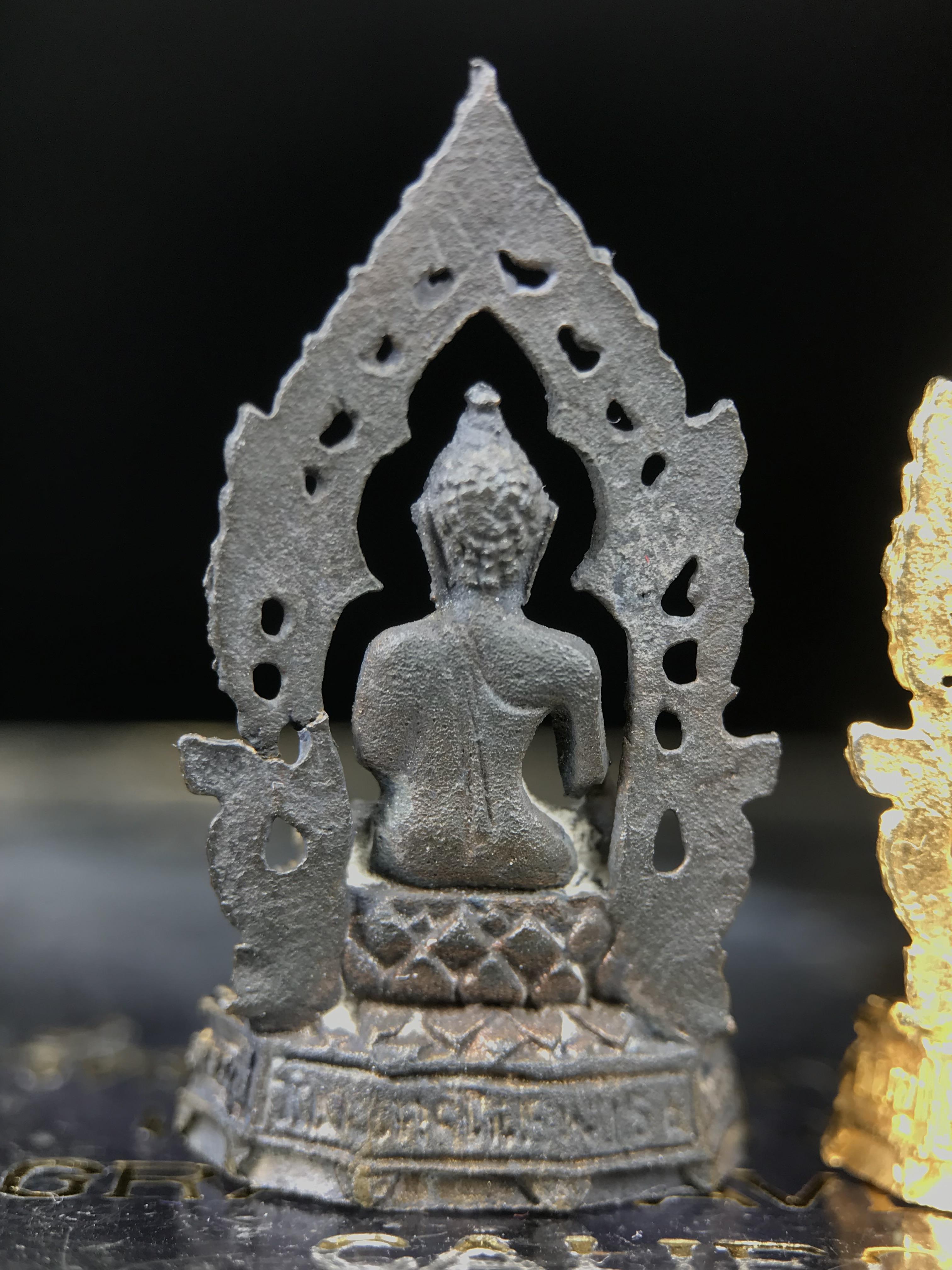 ชุดวัตถุมงคลพระพุทธมงคลรัตนภูมิพัฒนมหามุนี ภปร. วัดมงคลรัตนาราม วัดไทยในซานฟรานซิสโก สหรัฐอเมริกา ( Sanfrancisco USA.) ปี 2523(ชุดพิเศษกรรมการ 1 ชุด 5 รายการ)หายาก(พิธีใหญ่)หลวงปู่โต๊ะ วัดประดู่ฉิมพลี พร้อมเกจิอาจารย์ในยุคอีก ๑๐๘ รูปนั่งปรกอธิษฐานจิต