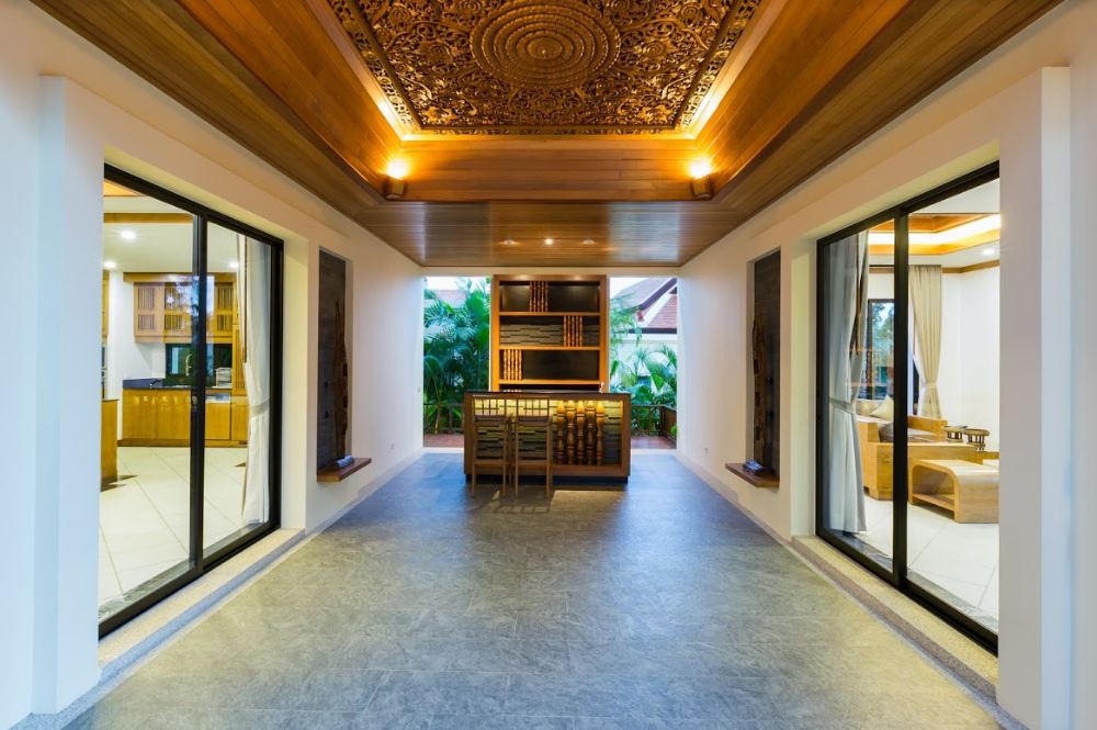 For Sale : Nai Harn, Luxury Tree Pool Villa, 3 Bedrooms 3 Bathrooms, Garden view.