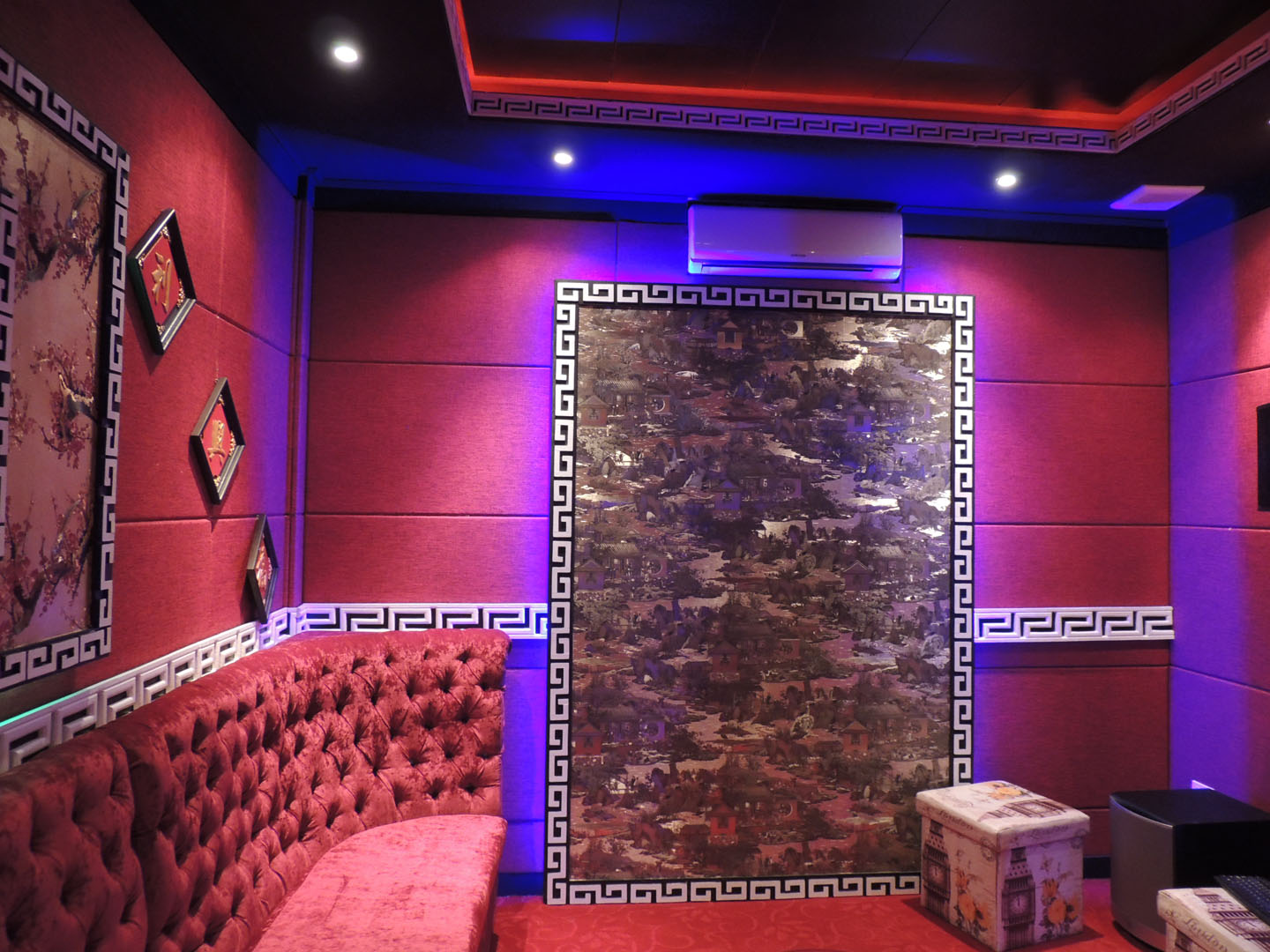 วัสดุอะคูสติก เอสซีจี รุ่น Cylence Zandera แผ่นมาตรฐาน สีแดง 0.10 x 0.30 m.