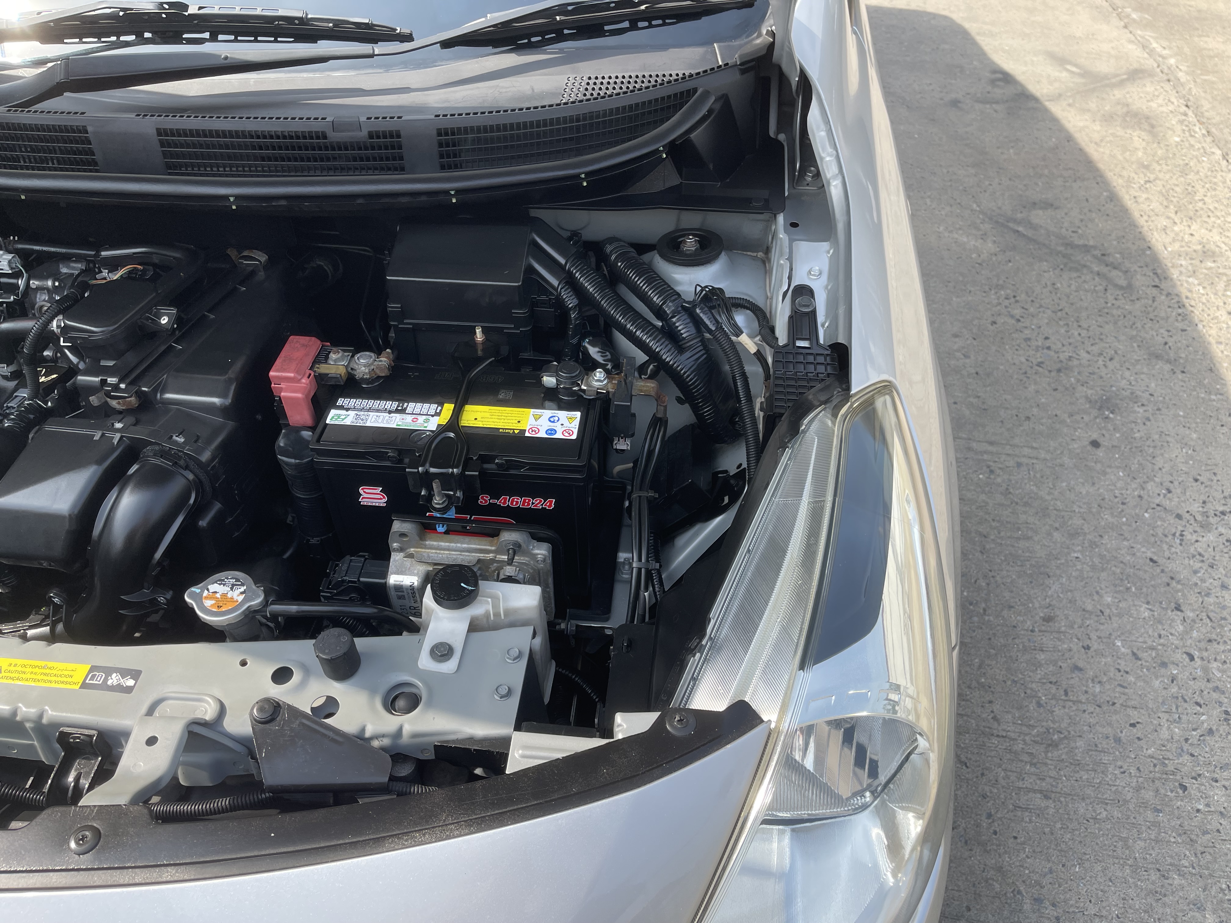 Nissan Almera 1.2 E At 2017 เงิน