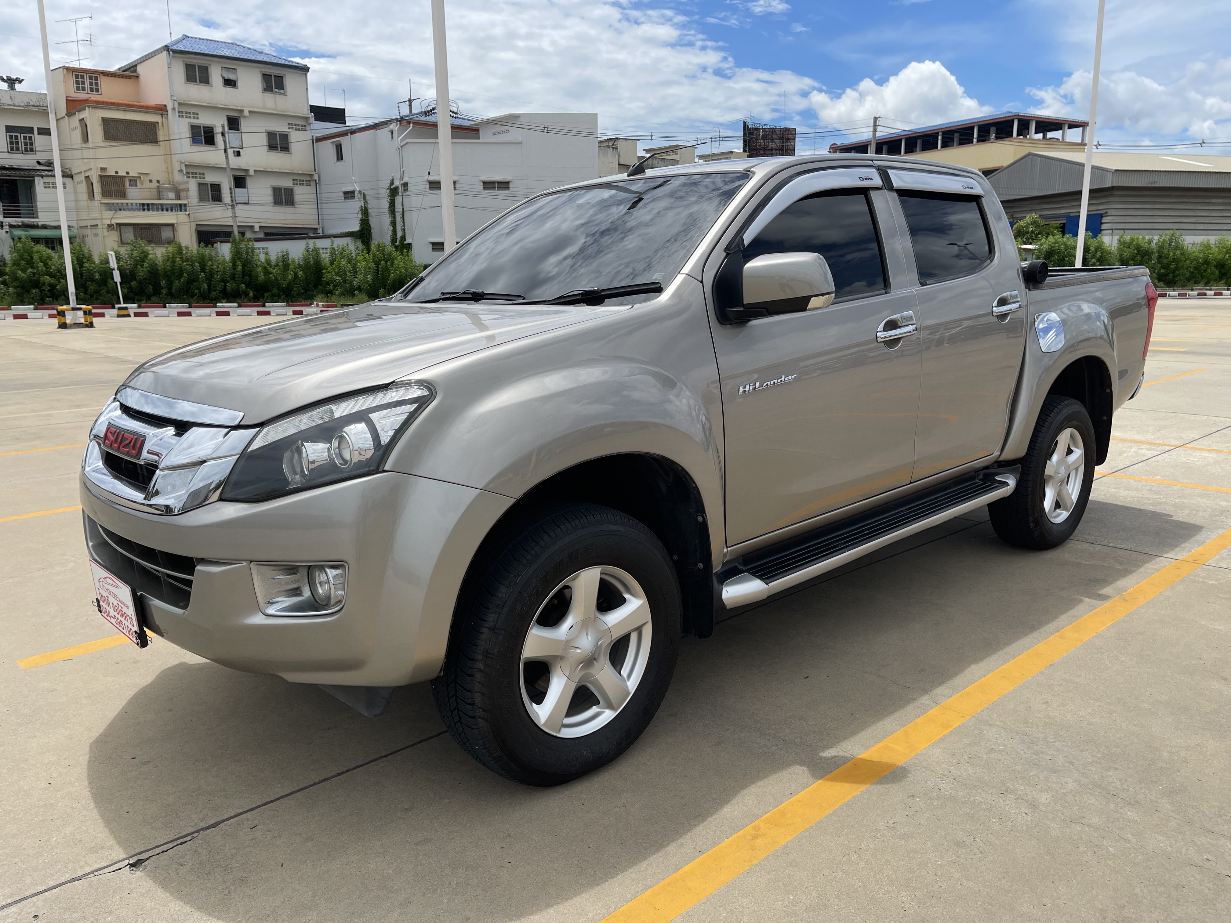 Isuzu Dmax All New 4ประตู Hi-Lander 3.0 Vgs Z Prestige Navi At 2012 น้ำตาล