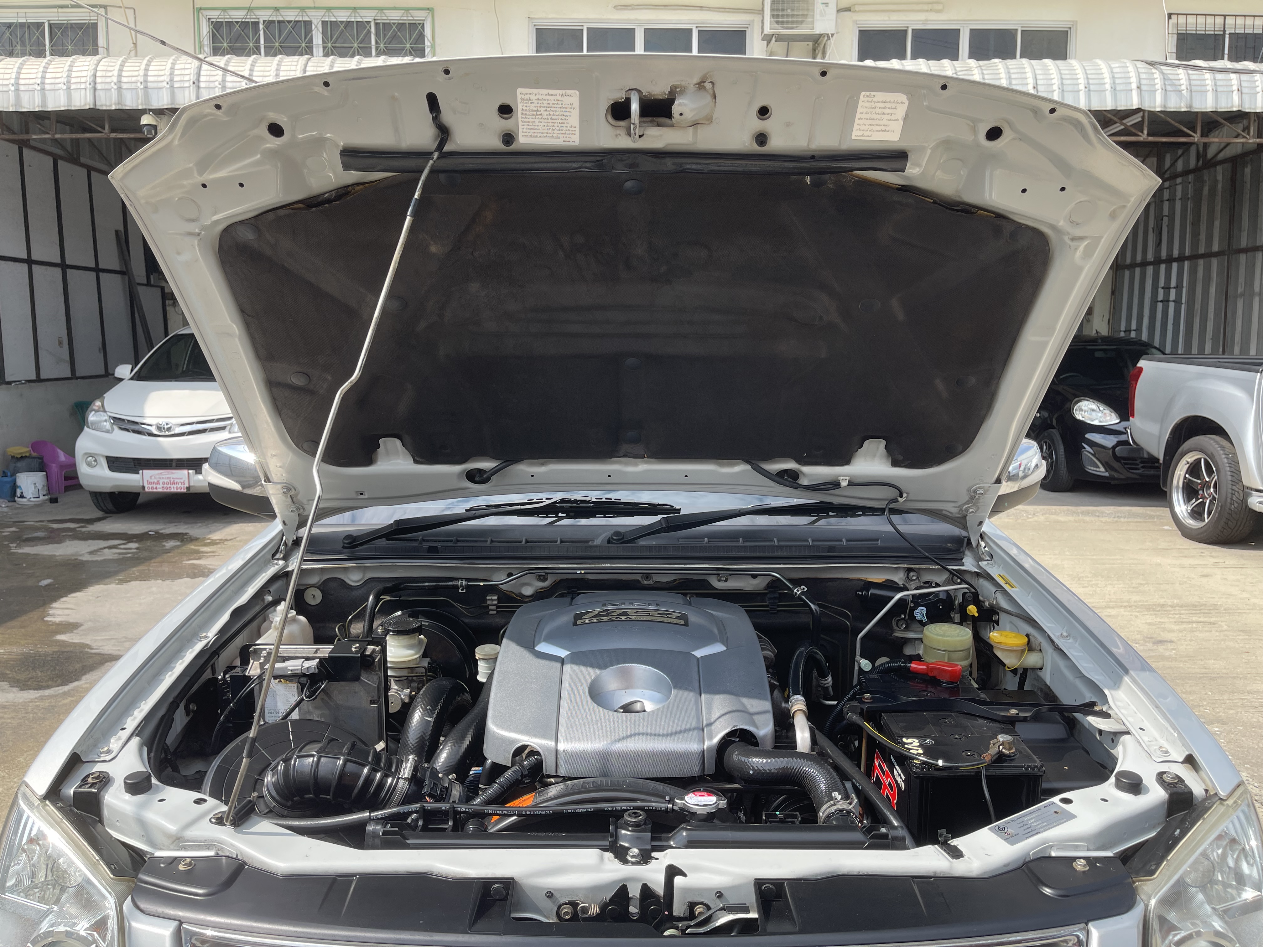 Isuzu Dmax Cab SLX 2.5 2011 เงิน