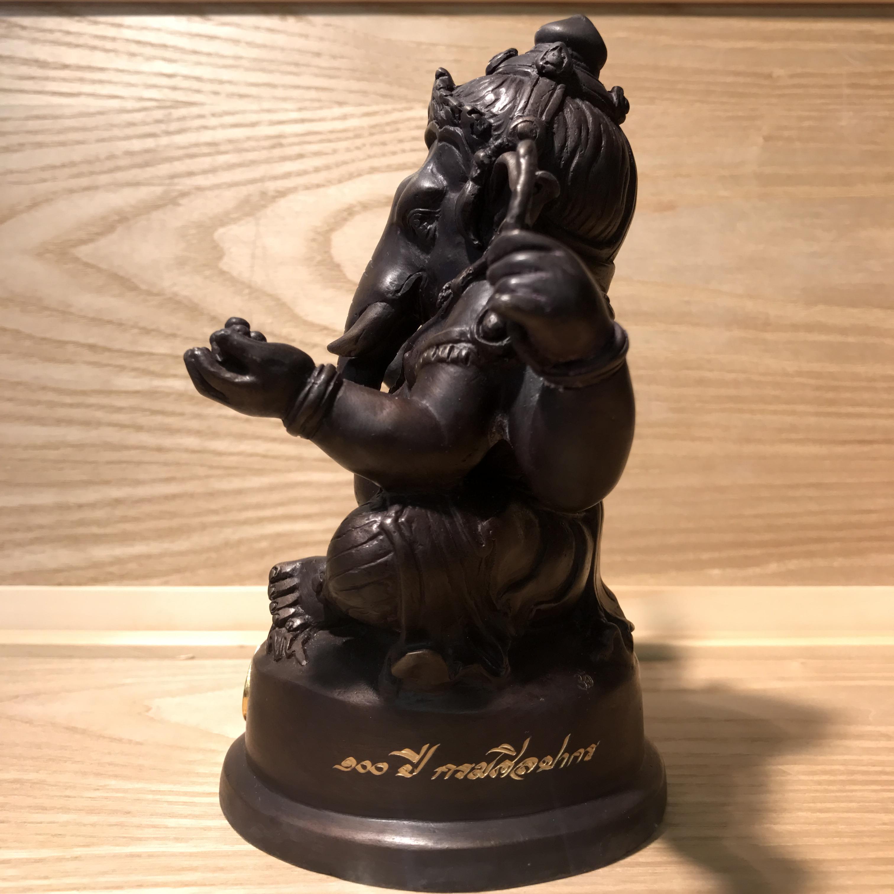 พระพิฆเนศ รุ่นครบรอบ100 ปี กรมศิลปากร ปี2556 ขนาดบูชา ปางบรมครู(องค์นั่ง)หน้าตัก 4 นิ้วครึ่ง No.2541