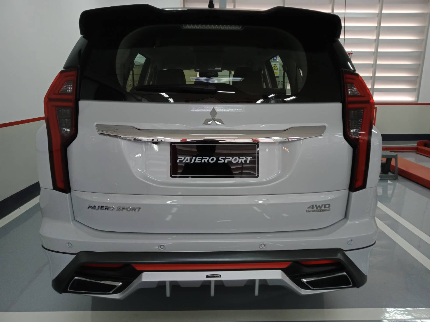 Mitsubishi all new Pajero 2019 bodykits by Amotriz