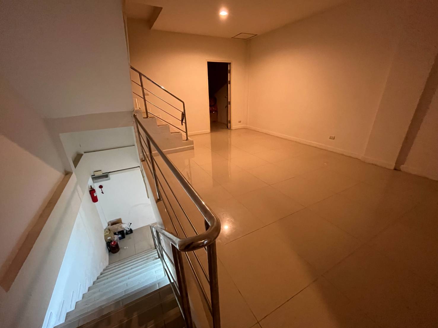 For Sales : Phuket Town, 3-story commercial building, 4 Bedrooms 4 Bathrooms