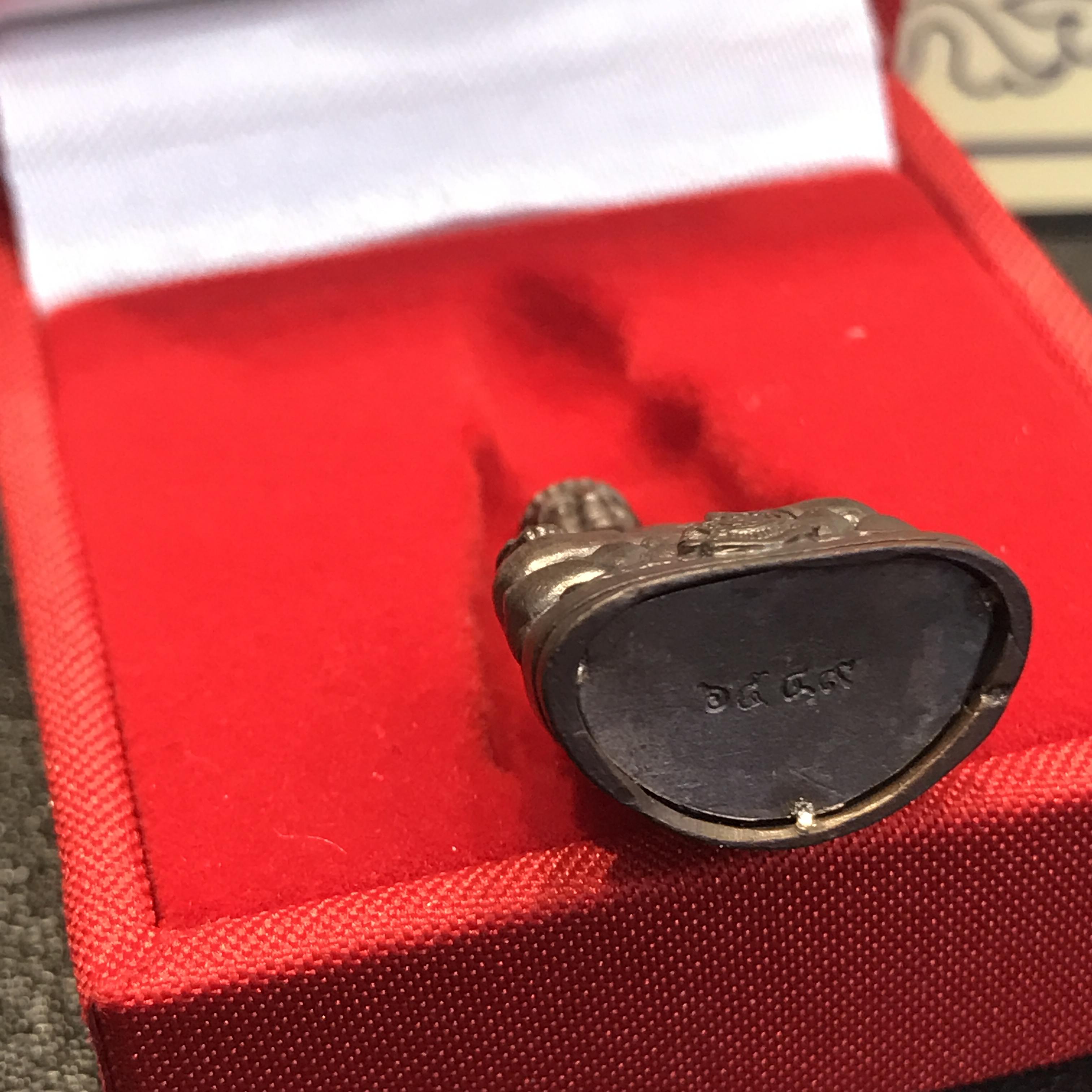 พระกริ่งไพรีพินาศ เฉลิมพระชนมพรรษา 6 รอบในหลวง เนื้อนวโลหะ บรรจุเหล็กไหล(สวยครบหายาก)