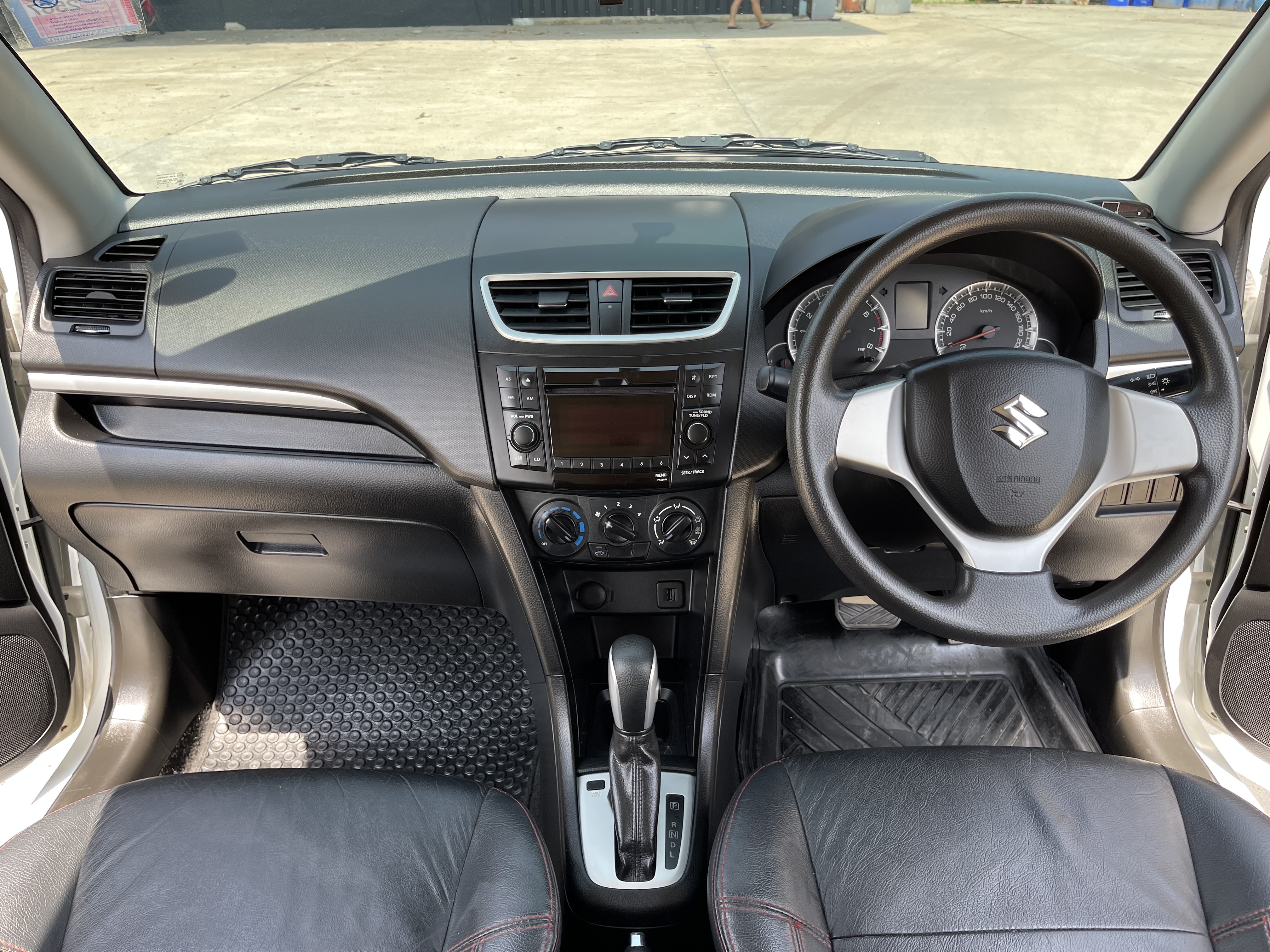Suzuki Swift 1.2 GL At 2014 ขาวมุก
