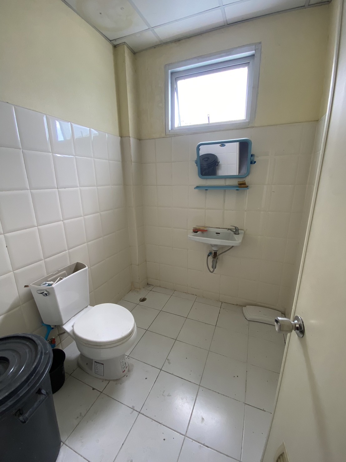 For Sales : Phuket Town, 4-story commercial building, 4 Rooms 4 Bathrooms