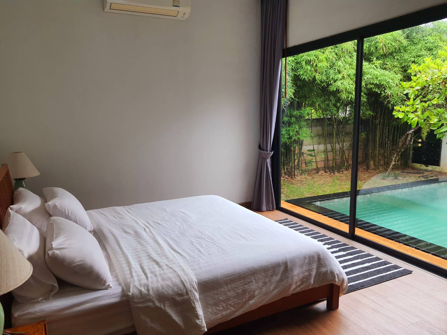 For Rent : Chalong luxury pool villa, 2 bedrooms 2 bedrooms