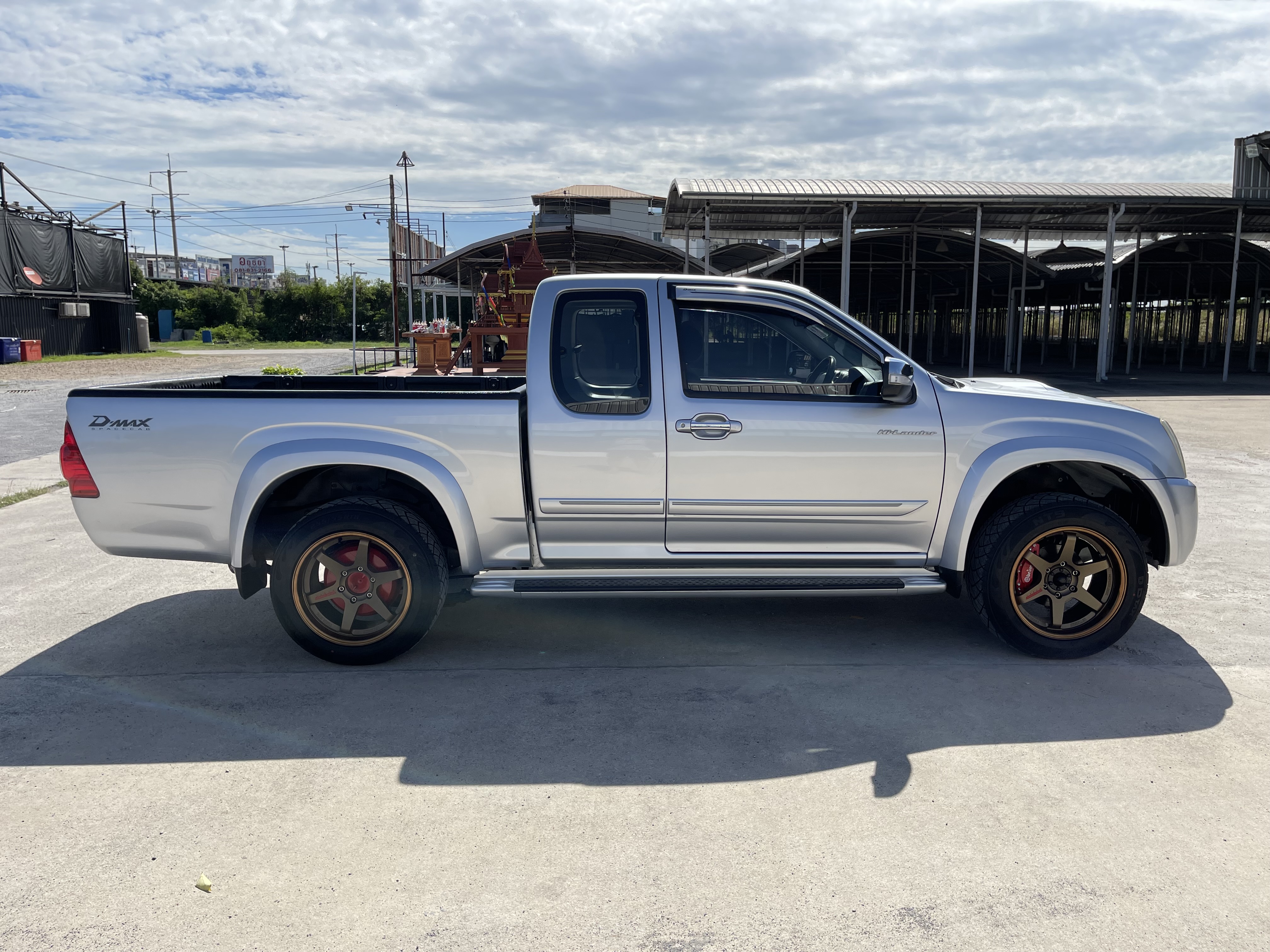 Isuzu Dmax Cab Hilander 3.0 Vgs Abs Airbag 2010 เงิน