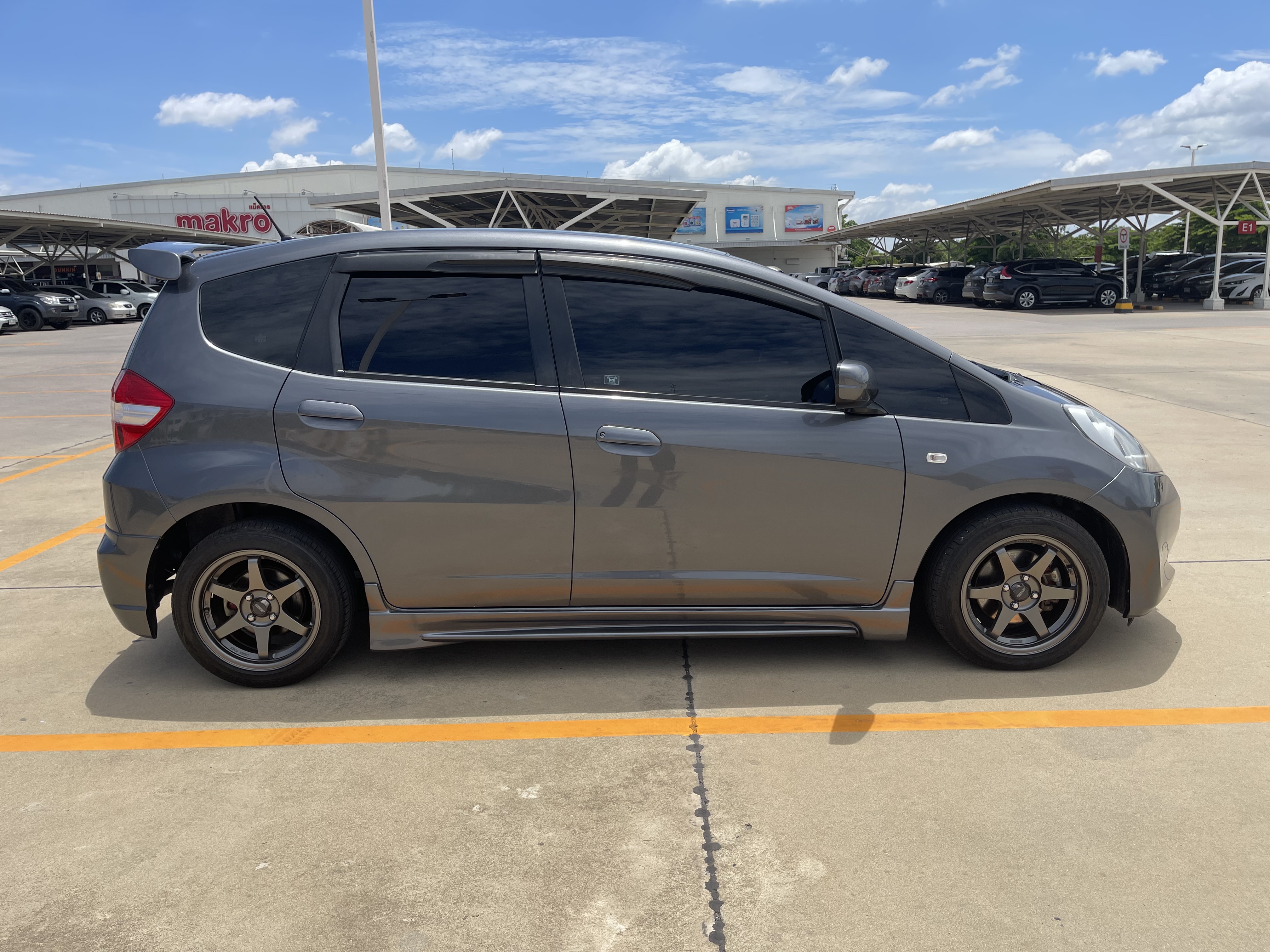 Honda Jazz 1.5 V At 2013 เทา