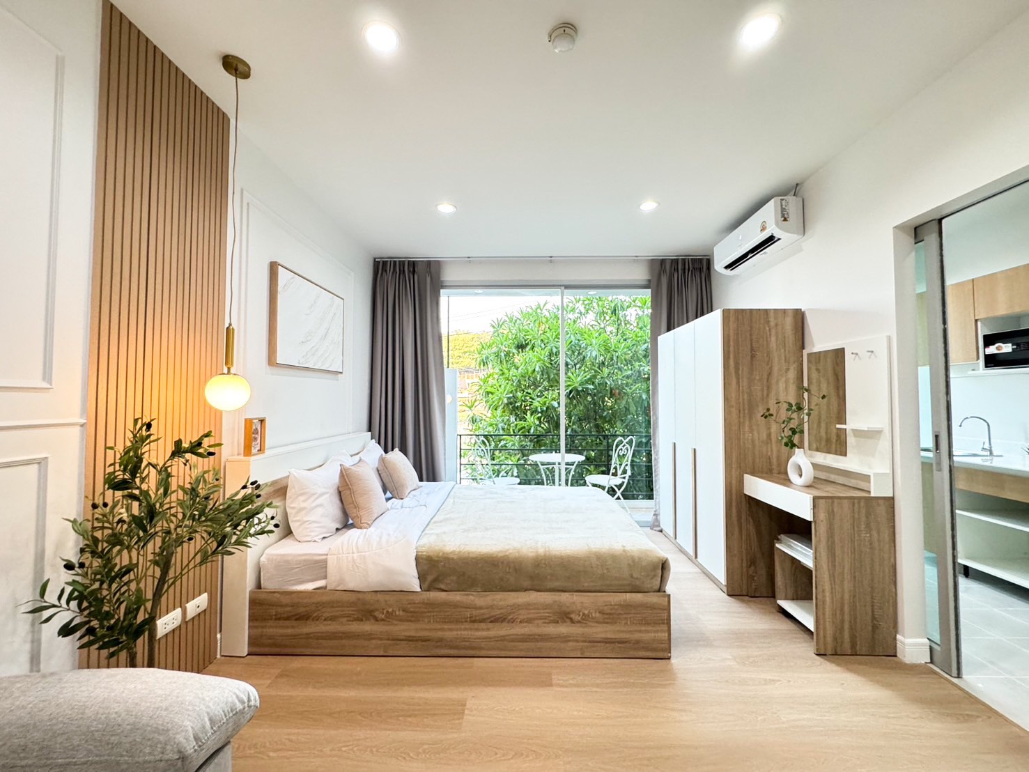 For Rent : Wichit, The Best Point Panwa, 1 Bedroom 1 Bathroom, 2nd flr.just 500 meter to Panwa beach