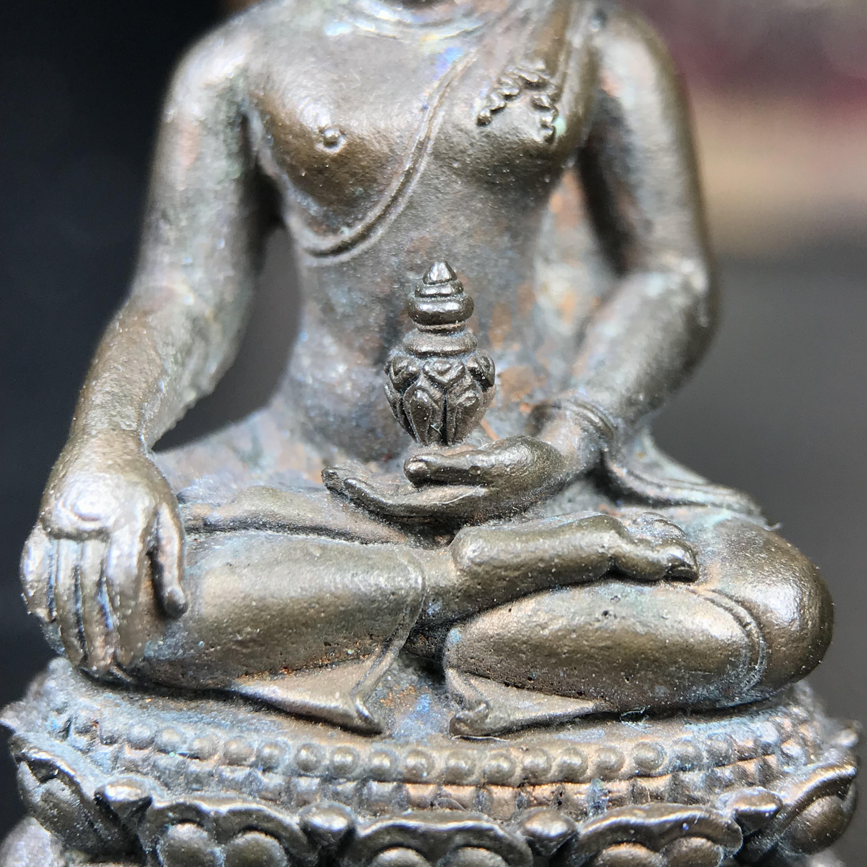 พระกริ่ง-พระชัยวัฒน์อธิบดี ปี2525 ของดีอัยการ (มีไว้บูชาเลื่อนยศเลื่อนตำแหน่งทุกท่าน)(1ใน 2525 ชุด)****ชุดหมายเลข ๗๘๖ ****มียศ มีบารมี สมกับความหมายของนาม พระกริ่งอธิบดี “พระกริ่งผู้เป็นใหญ่ในหมู่พระกริ่งทั้งหลาย”