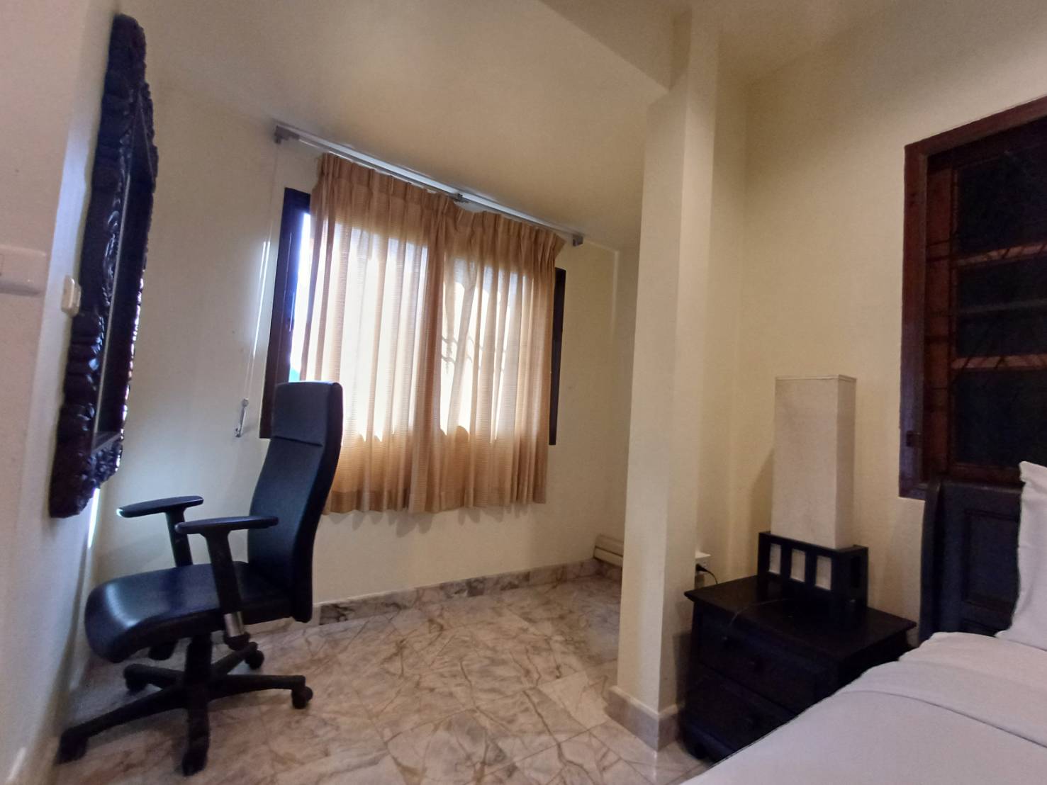 For Rent : Patong, Thai style townhouse, 2 bedroom 3 bathroom