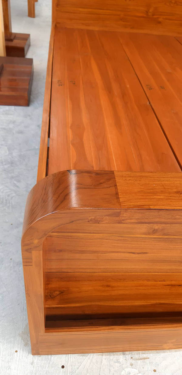 เตียงนอน 6 ฟุต รุ่น รีรัน (เเคปซูน)