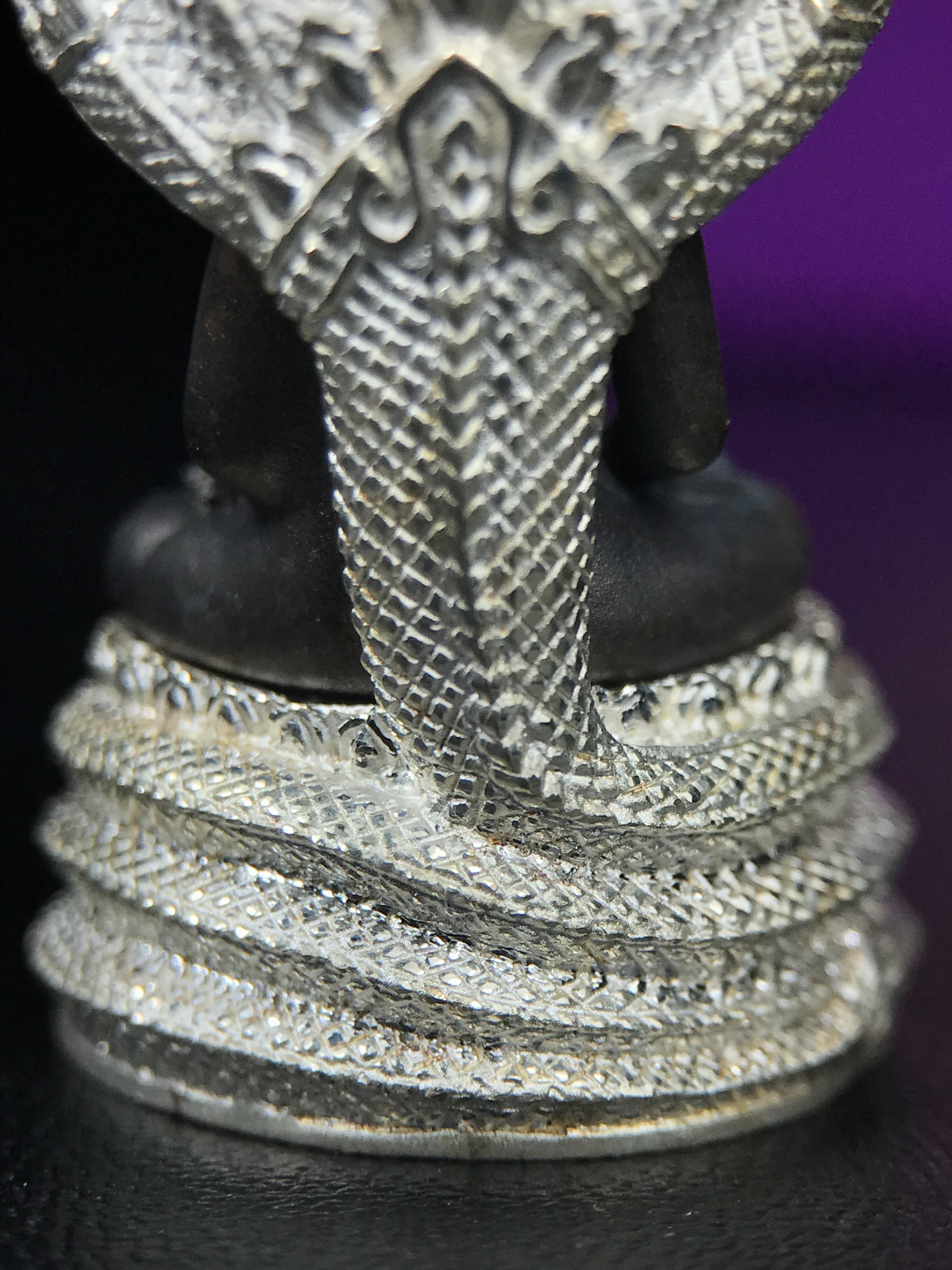 พระนาคปรก สธ. รุ่นสร้างพระอุโบสถเฉลิมพระเกียรติ 4 รอบ 84 พรรษา สมเด็จพระเทพรัตนราชสุดาฯ วัดบวรนิเวศวิหาร ปี 2543 พิมพ์ใหญ่ องค์พระเนื้อนวโลหะ ฐานนาคปรกเนื้อเงิน(สภาพ สวย )พิธีใหญ่ พุทธศิลป์งดงาม หายาก(องค์หมายเลขสวย ๒๖๖) (1 ใน 1999 องค์)