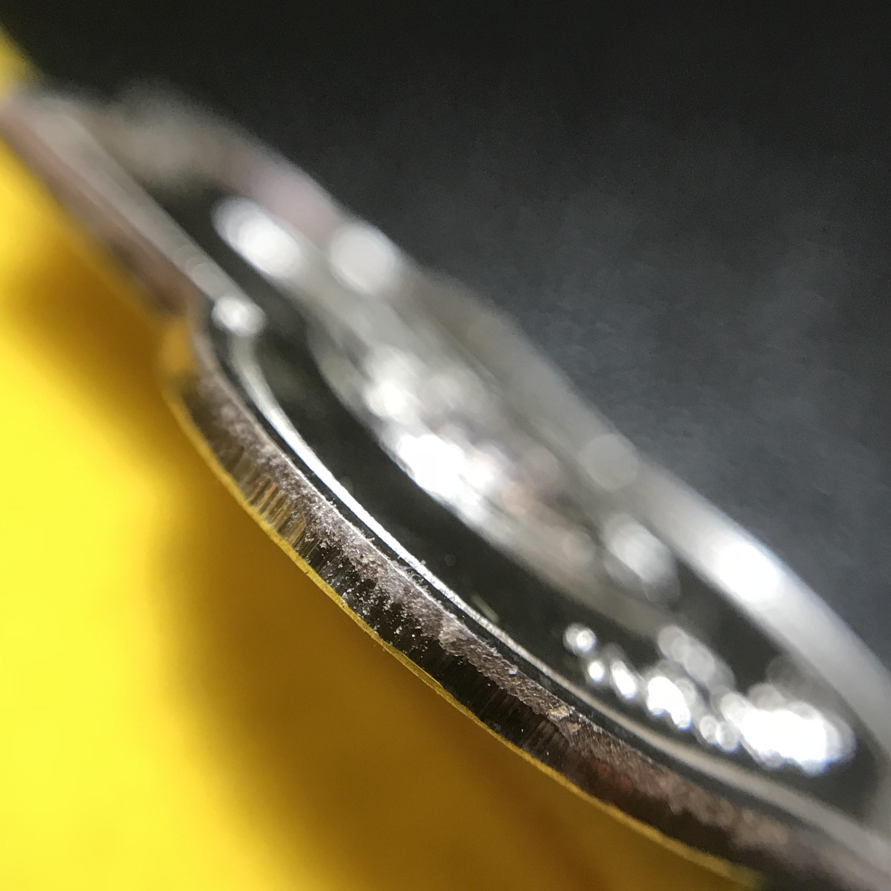 เหรียญพระบาทสมเด็จพระเจ้าอยู่หัว รัชกาลที่9ประทับนั่งบัลลังก์ กระทรวงมหาดไทยจัดสร้าง ปี2539 เนื้อเงินกล่องบรรจุเดิม(สภาพสวย)(นิยม)