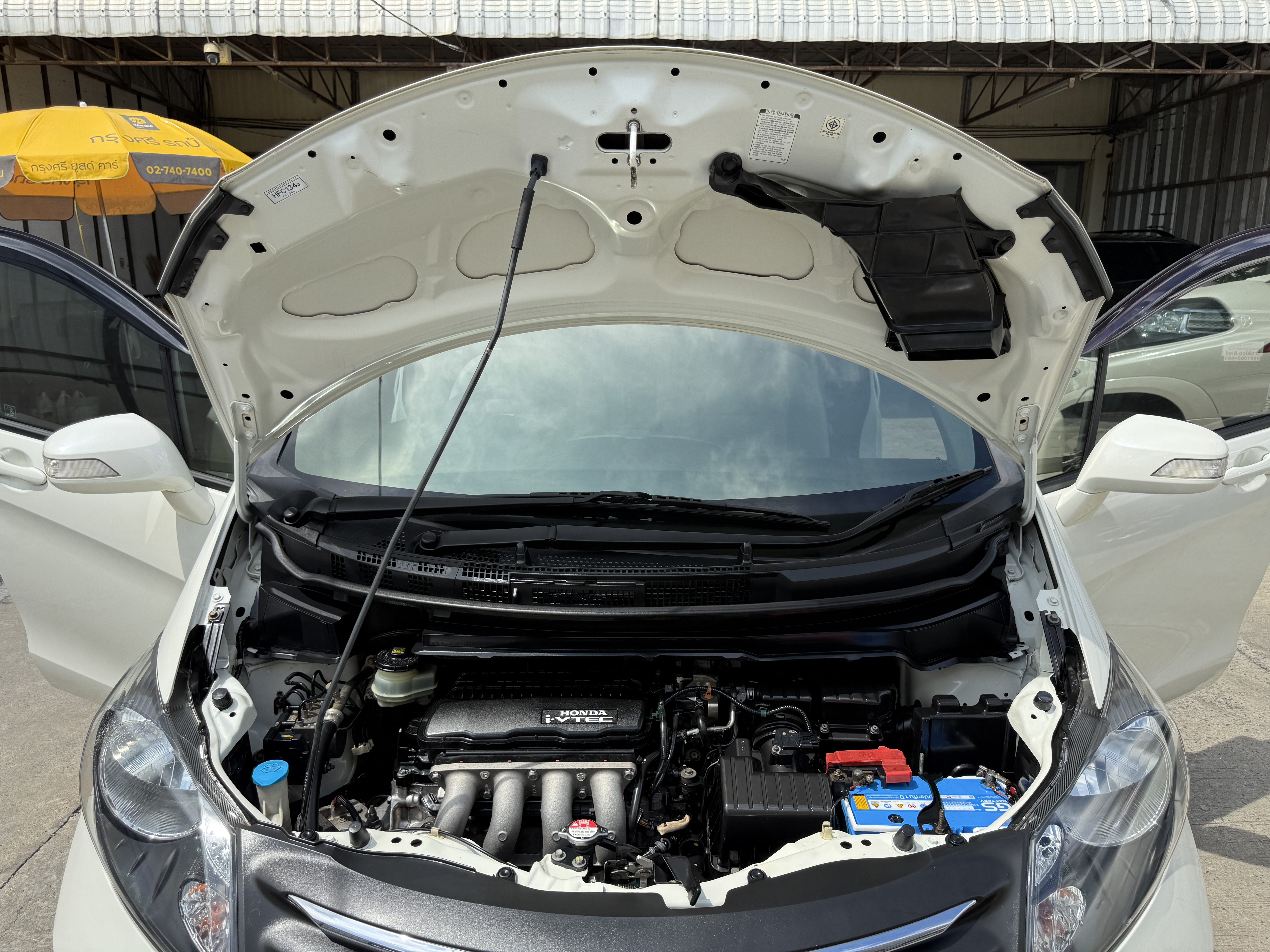 Honda Freed 1.5 E Limited At 2012 ขาวมุก