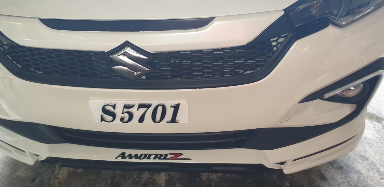 Suzuki Ertiga 2019 V.1 with custom grille bodykits by Amotriz