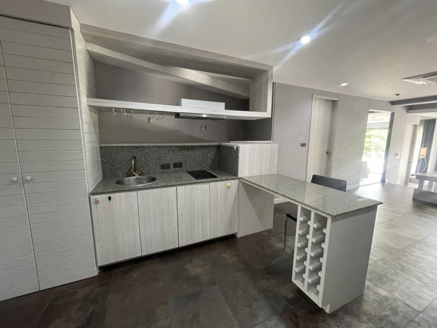 For Rent : Kathu Green Golf Resident, 1 Bedroom 1 Bathroom, 2nd Flr.