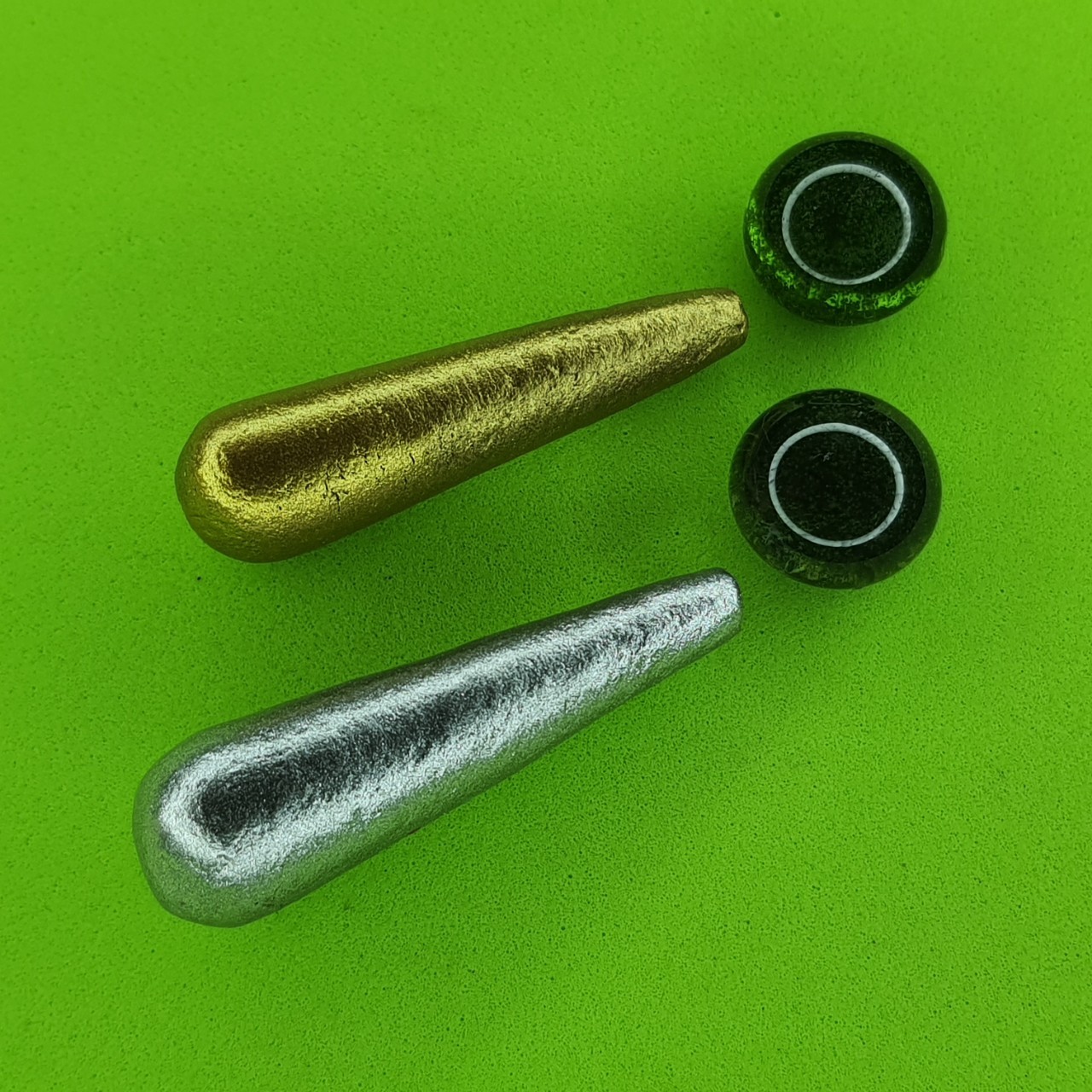 ของชำร่วย ชุดของชำร่วย สากเงิน สากทอง ไหลน้ำพี้ ไหลดำ ไหลน้ำพี้สีเขียว แร่เหล็กน้ำพี้ ไหลเขียว ไหลน้ำพี้สีดำ