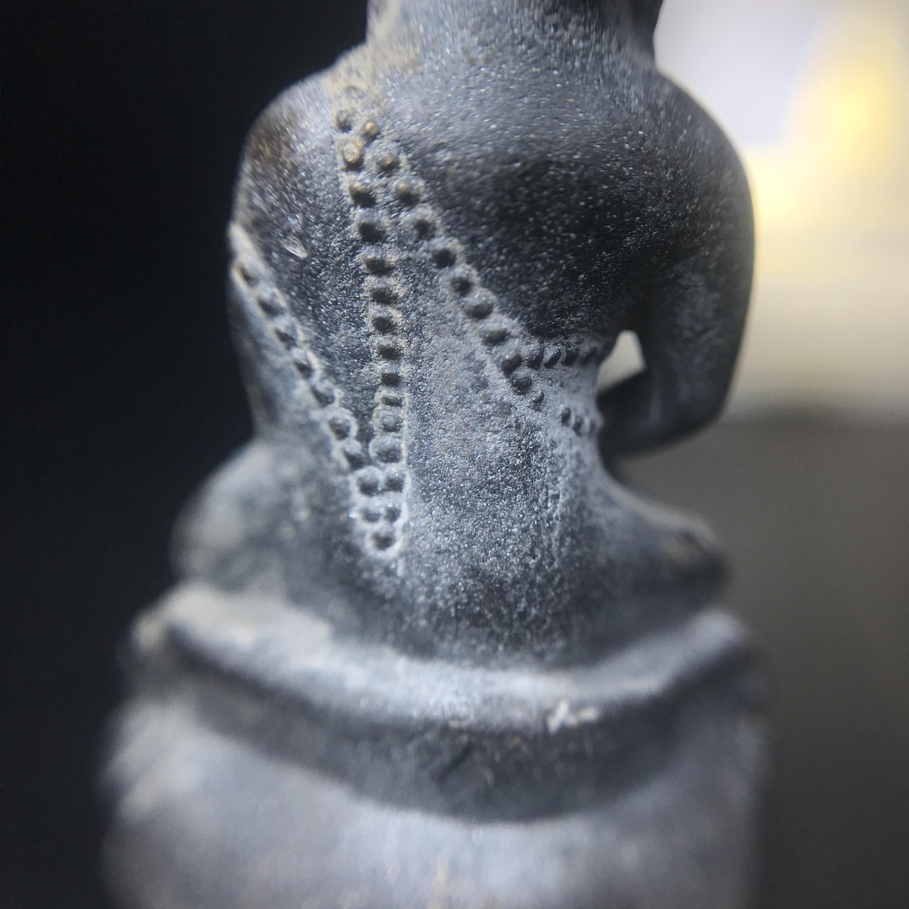 พระกริ่งชินบัญชรฉลองพระชันษา 100 ปี สมเด็จพระญาณสังวร วัดบวรนิเวศวิหาร ปี 2556 เนื้อนวโลหะผสมทองคำก้นทองแดง พิธีใหญ่ มวลสารเด่น นิยม(1 ใน 2556 องค์)