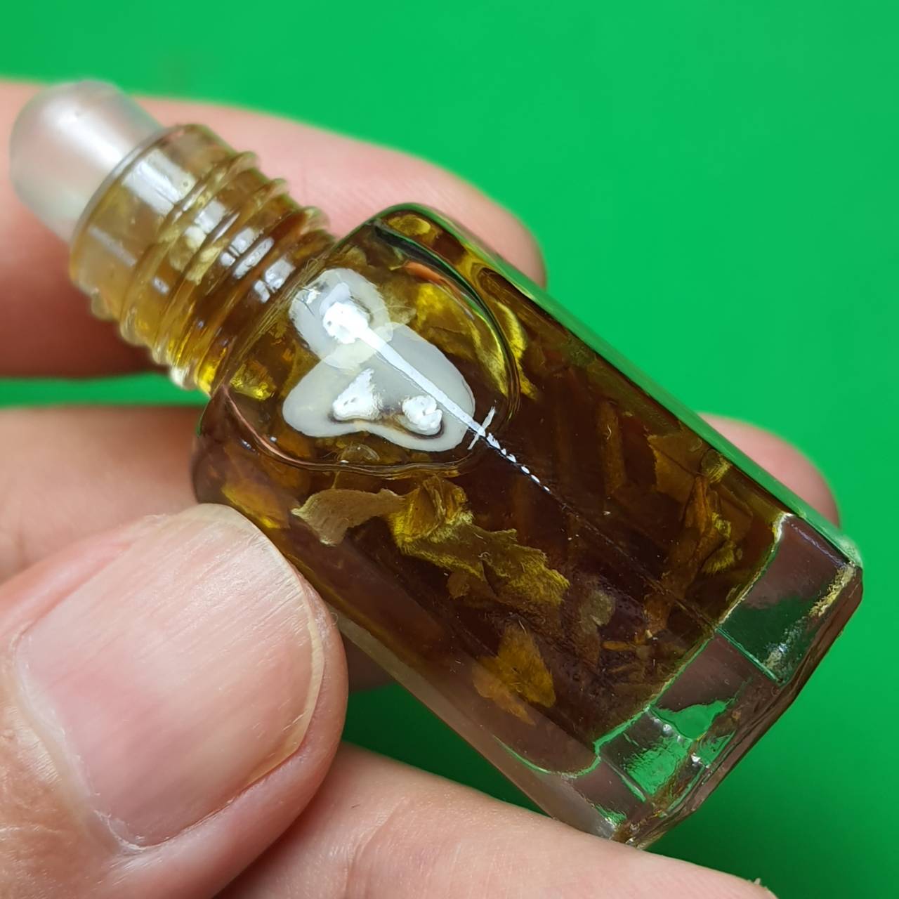 ของเสน่ห์ น้ำมันเถาหลงตัวเมีย เถาหลง เถาวัลย์หลงแท้ ว่านเถาหลง เถาวัลย์หลง