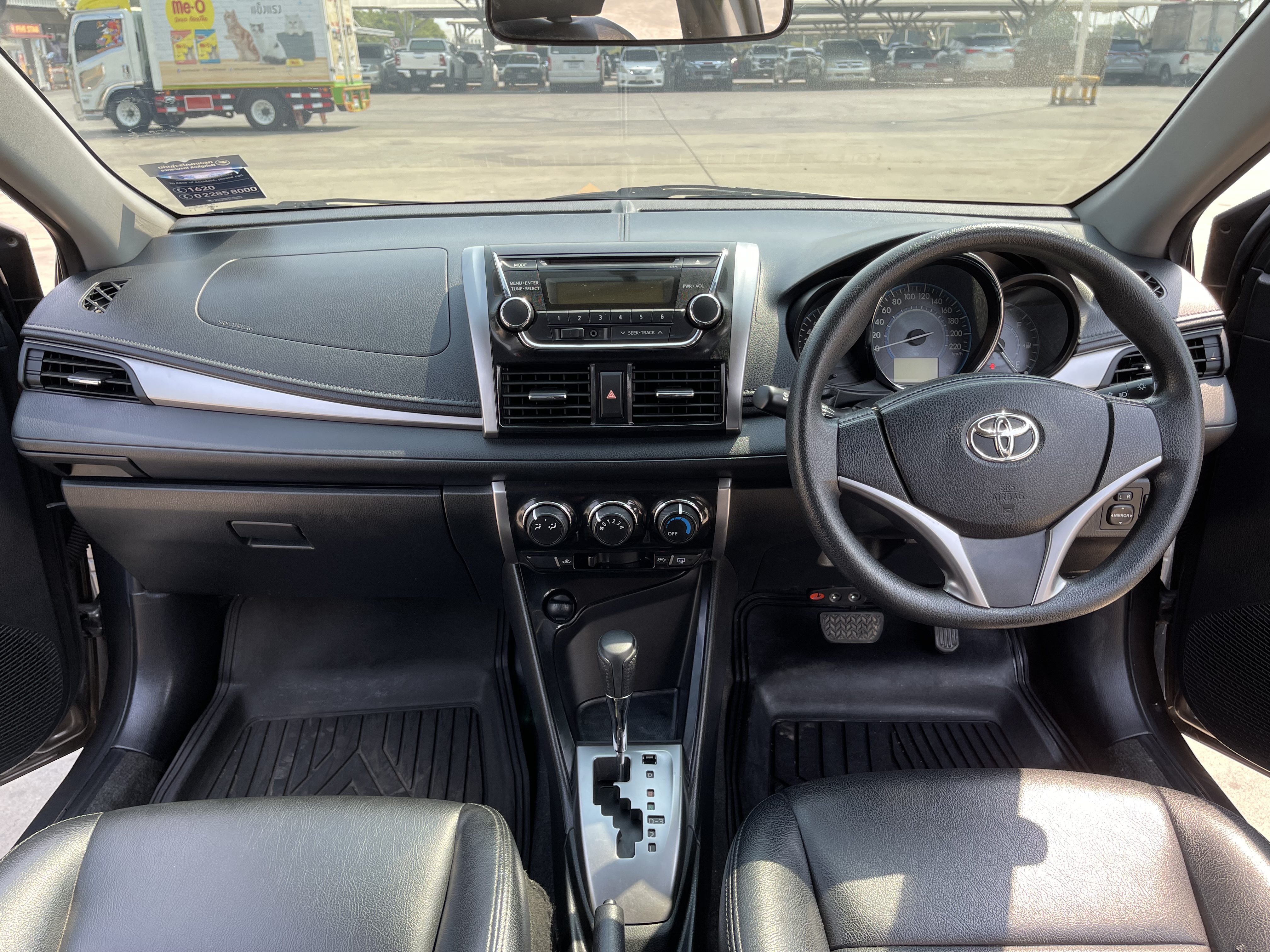 Toyota Vios 1.5 E At 2015 เทาดำ