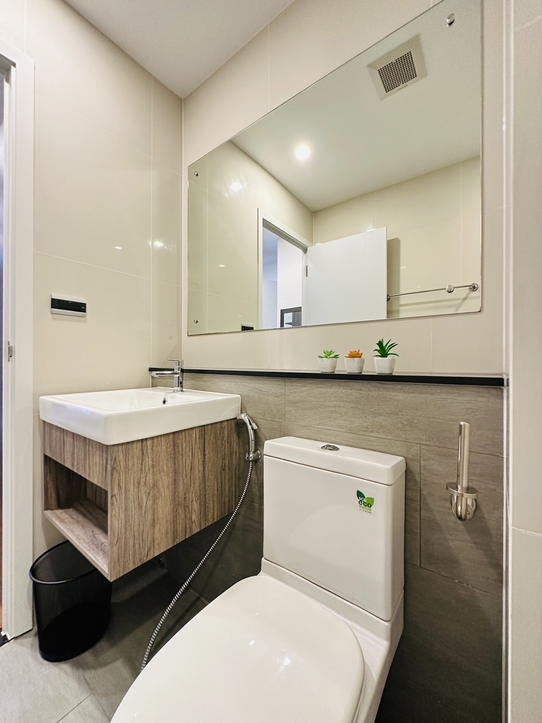 For Rent : Wichit, Condominium near Central Phuket, 1 bedroom 1 bathroom, 4th flr.