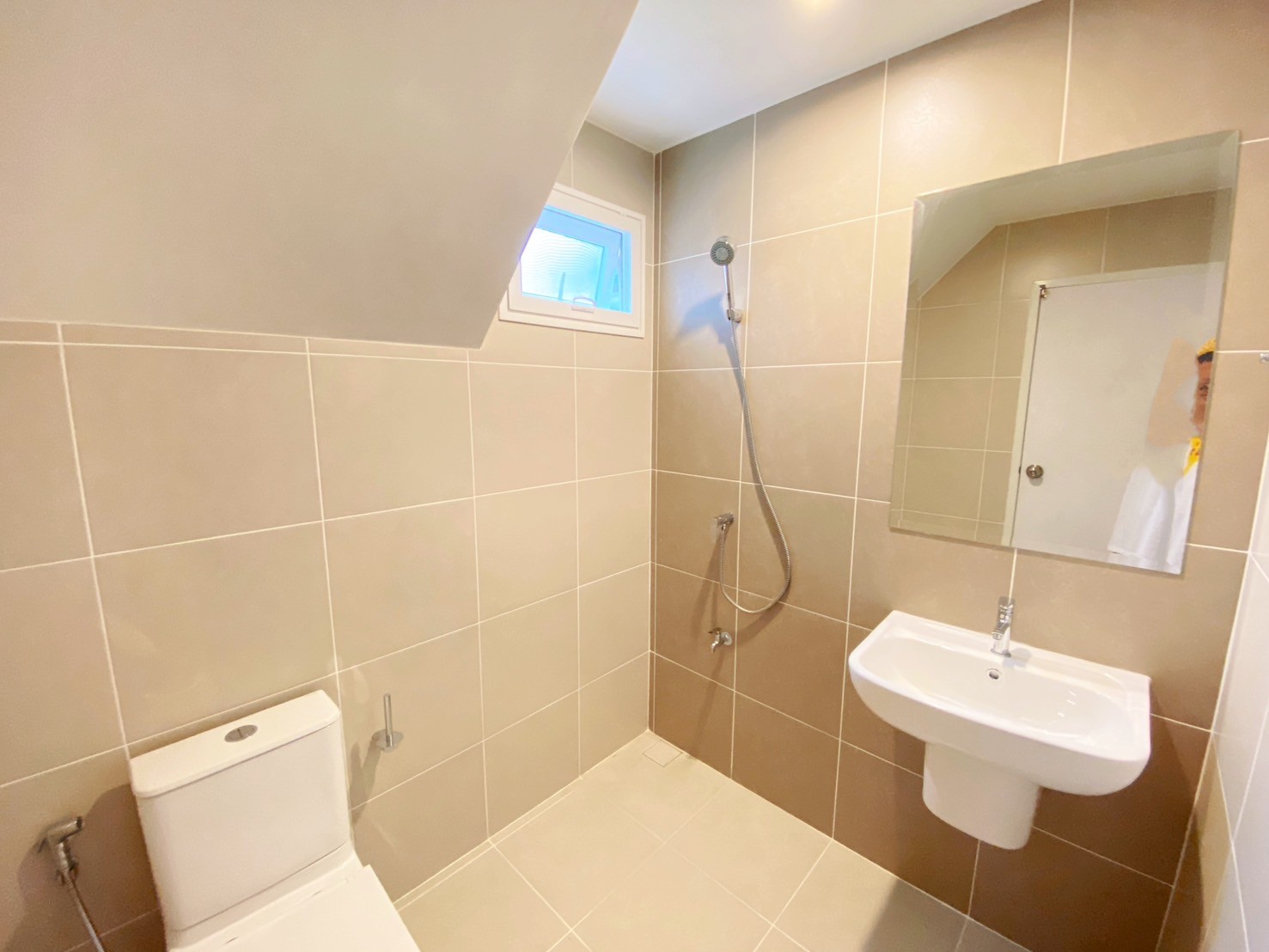 For Rent : Thalang, New Project Phase semi-detached house, 3 bedrooms 3 bathrooms