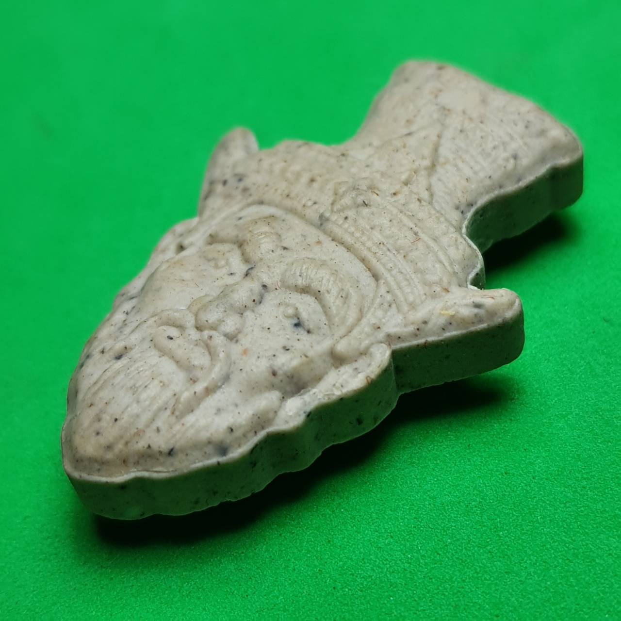 พระเครื่อง พระฤาษีนารอด สีขาว รุ่น เมตตา บารมี ค้าขายดี มีโชคลาภ พระแท้ พระฤาษีนารอดแท้ พระฤาษีนารอดของแท้