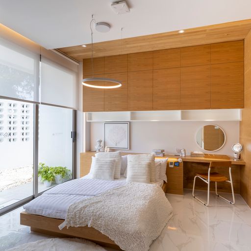 For Sales : Cherngtalay, 3-Storey Private Pool Villa @soi Pasak 8, 3 Bedrooms, 3 Ensuite bathrooms