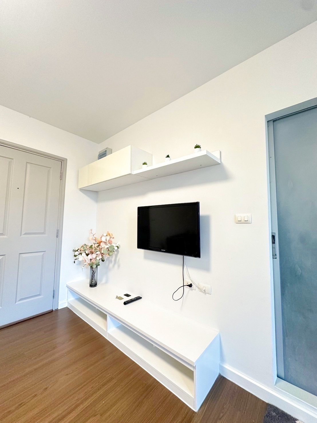 For Rent : Kathu, Dcondo Creek, 1 bedroom 1 bathroom, 3rd flr.