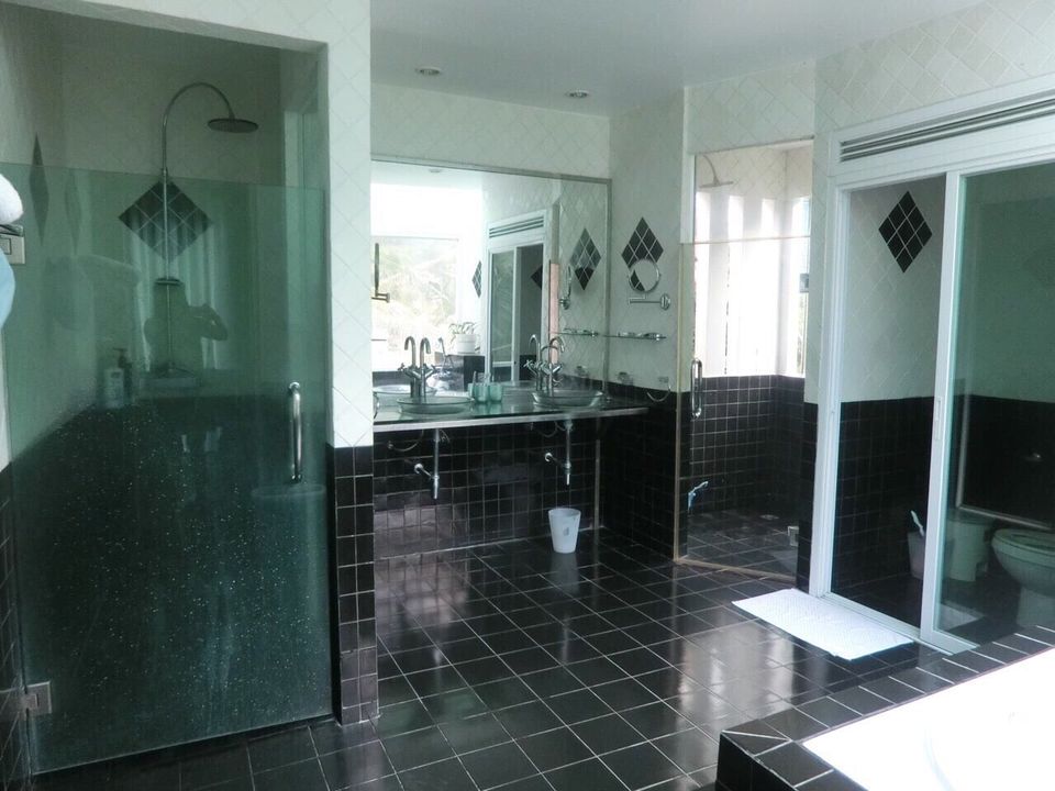 For Sale : Kata Private Pool villa, 5 bedrooms 5 bathrooms, (104 sqw.)