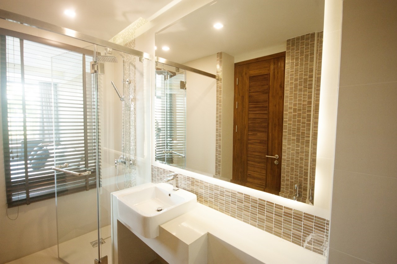 For Rent : Rawai At The Tree condominium 1 bed room at 3rd Floor Moutain View.