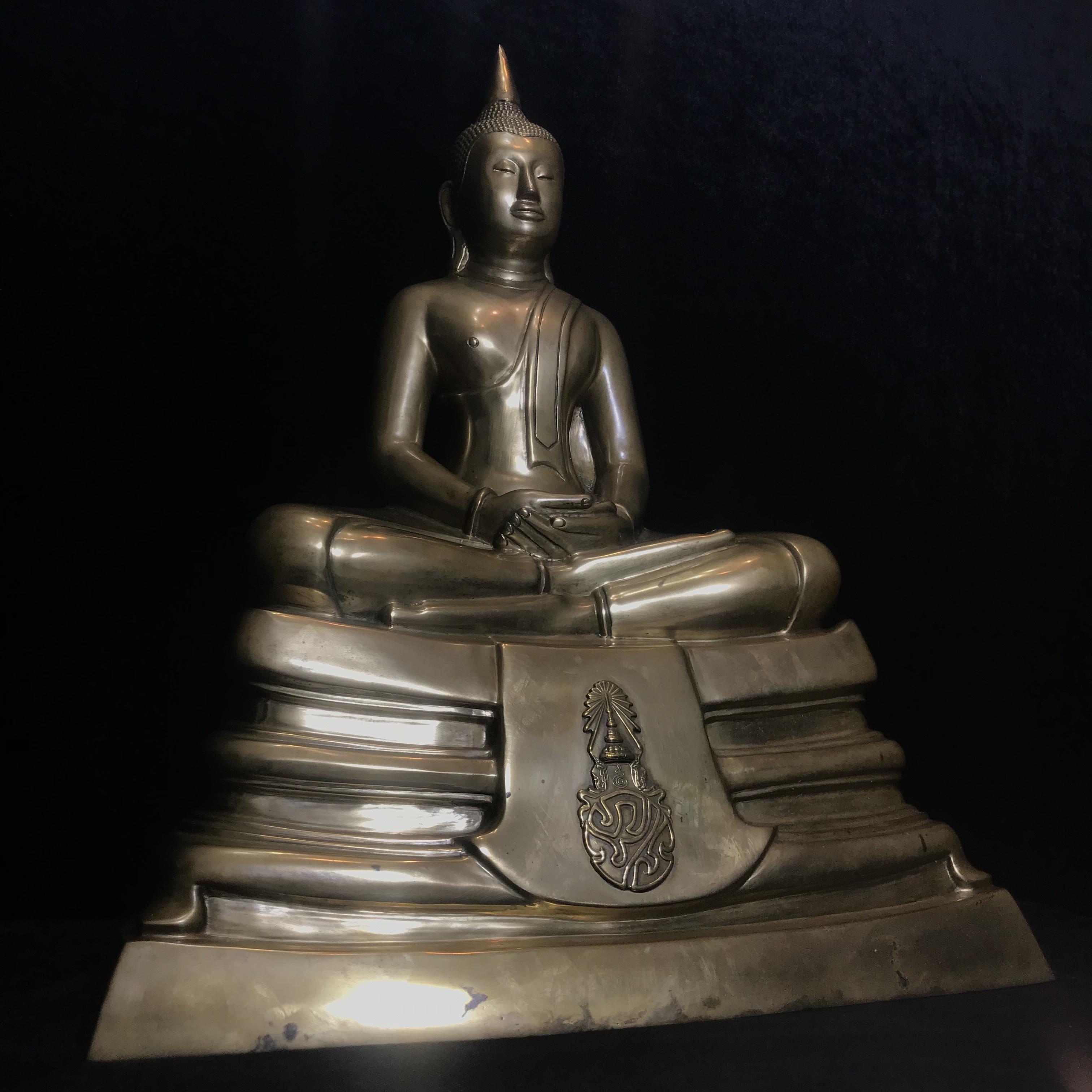 พระบูชาพระพุทธโสธร ภปร. รุ่นย้อนยุค ปี2539 กาญจนาภิเษกครองราชสมบัติครบ 50ปี หน้าตัก9นิ้ว หมายเลข00318