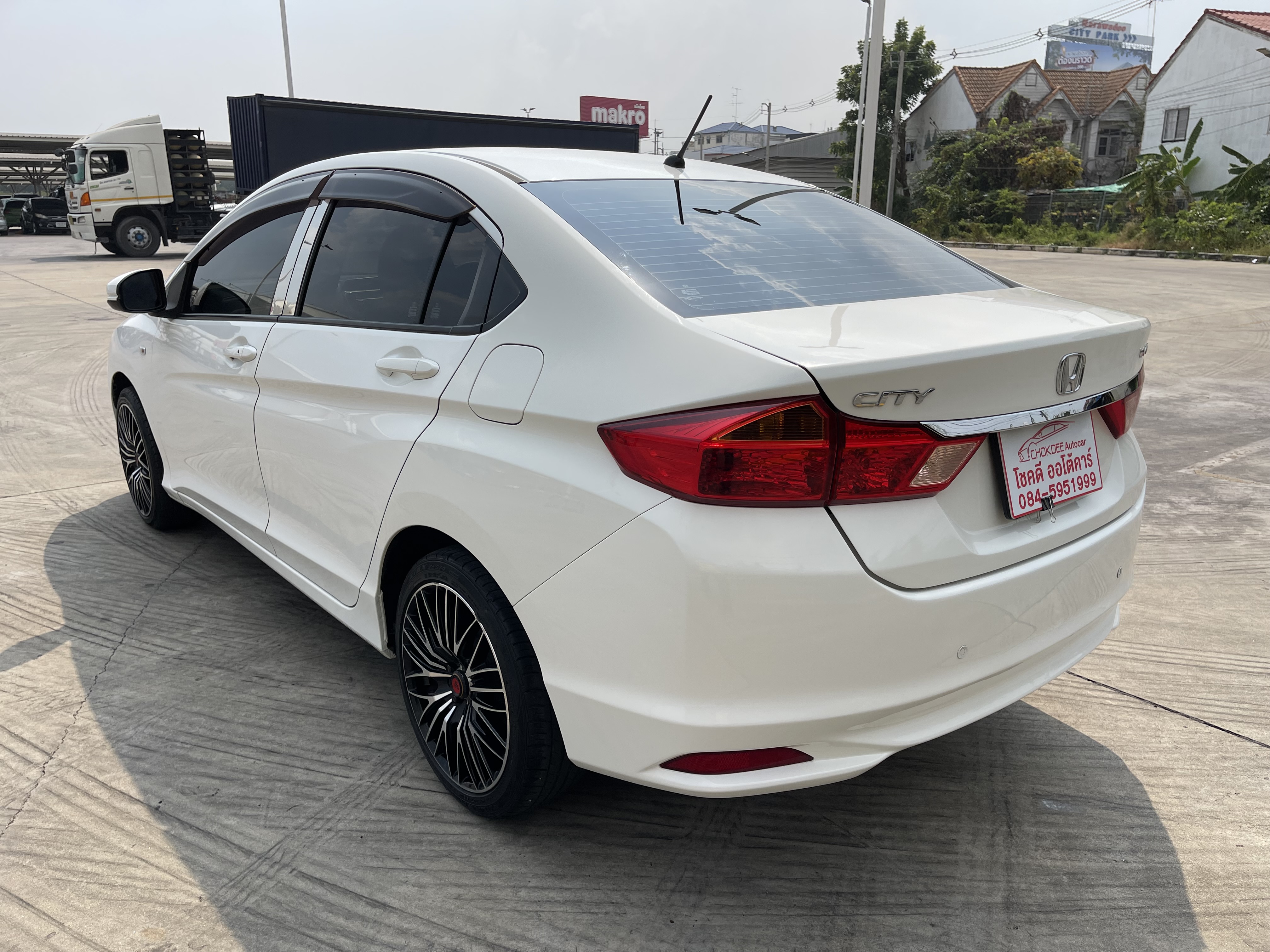 Honda City 1.5 V At 2014 ขาว