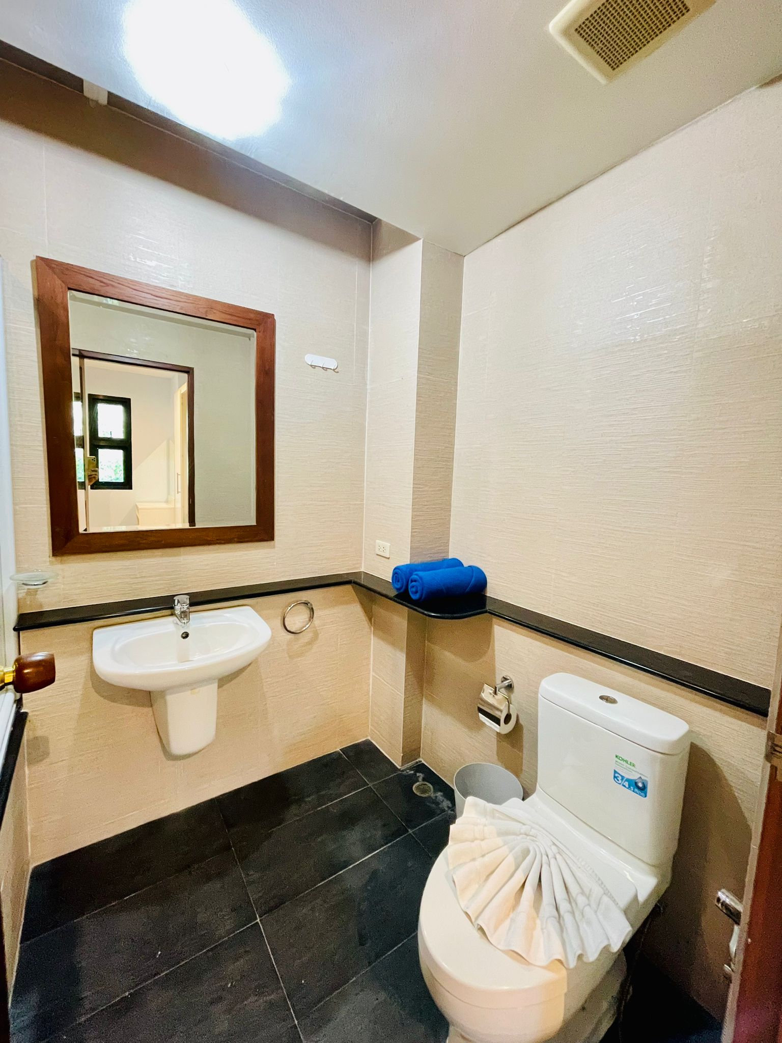 For Rent : Kata, 2-Storey Twin House, 3 bedrooms 3 bathrooms