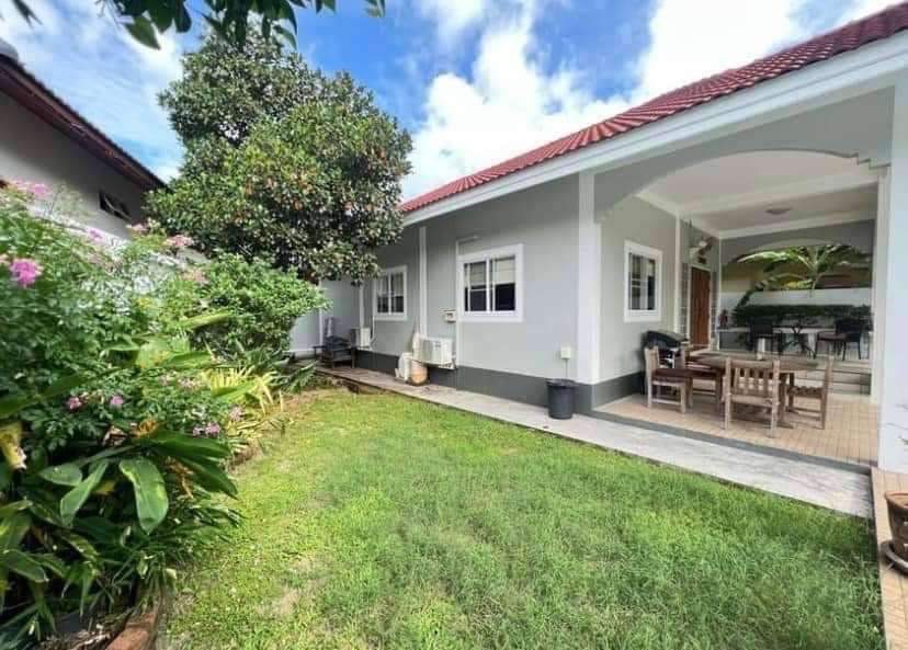 For Sales : Rawai, Private Pool Villa near Rawai beach, 3 Bedrooms 2 Bathrooms