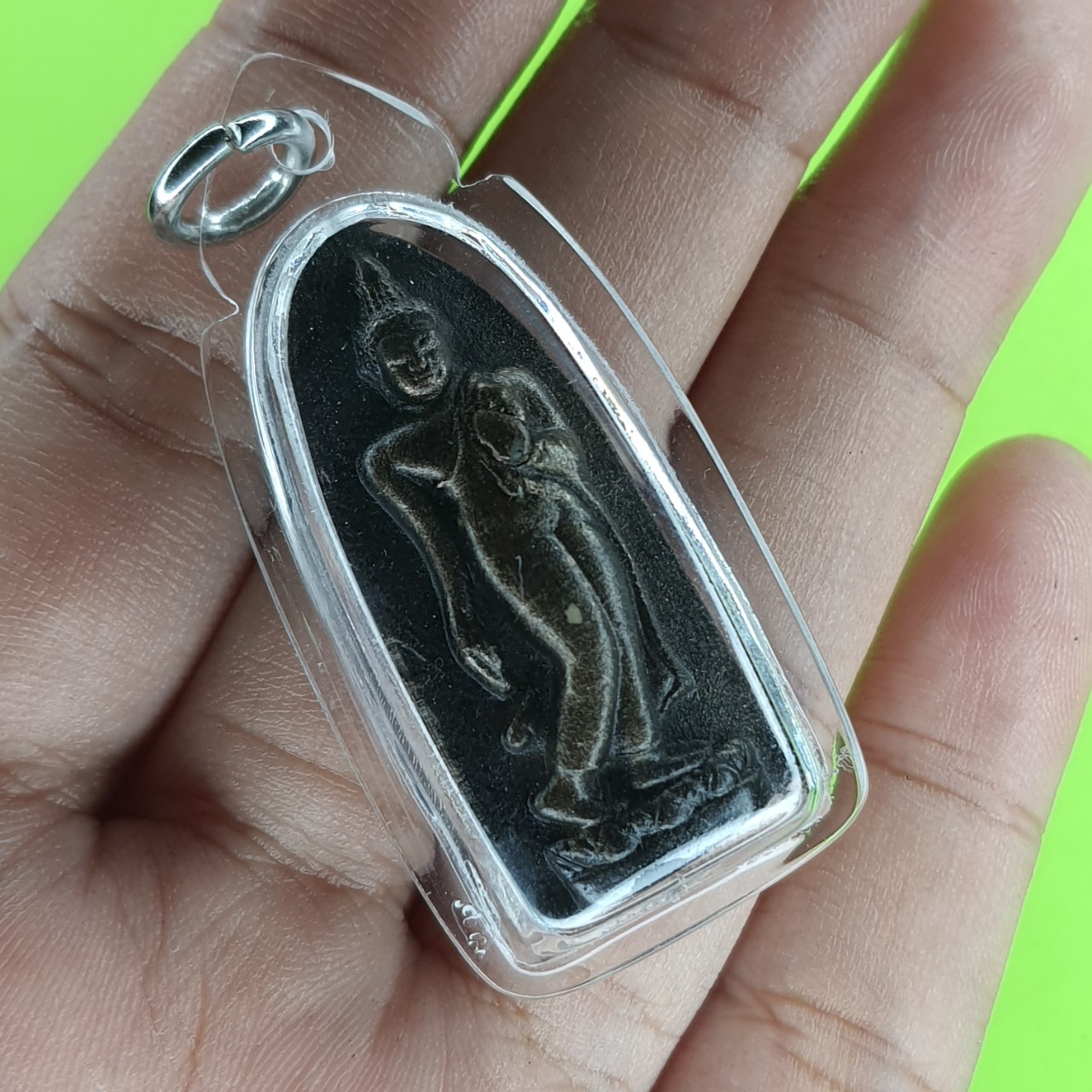 พระเครื่อง พระปางลีลาทุ่งเศรษฐี รุ่น ชาตินี้รุ่งเรืองไม่สิ้นสุด สีทำเก่า เลี่ยมกรอบ พระแท้ พระบูชาปางลีลา จี้พระปางลีลา พระปางลีลา