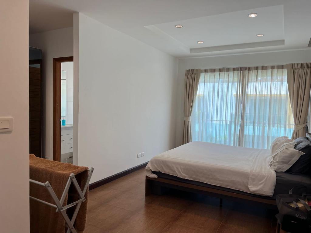 For Rent : Kamala, 2-Story Townhome, 3 bedrooms 3 bathrooms