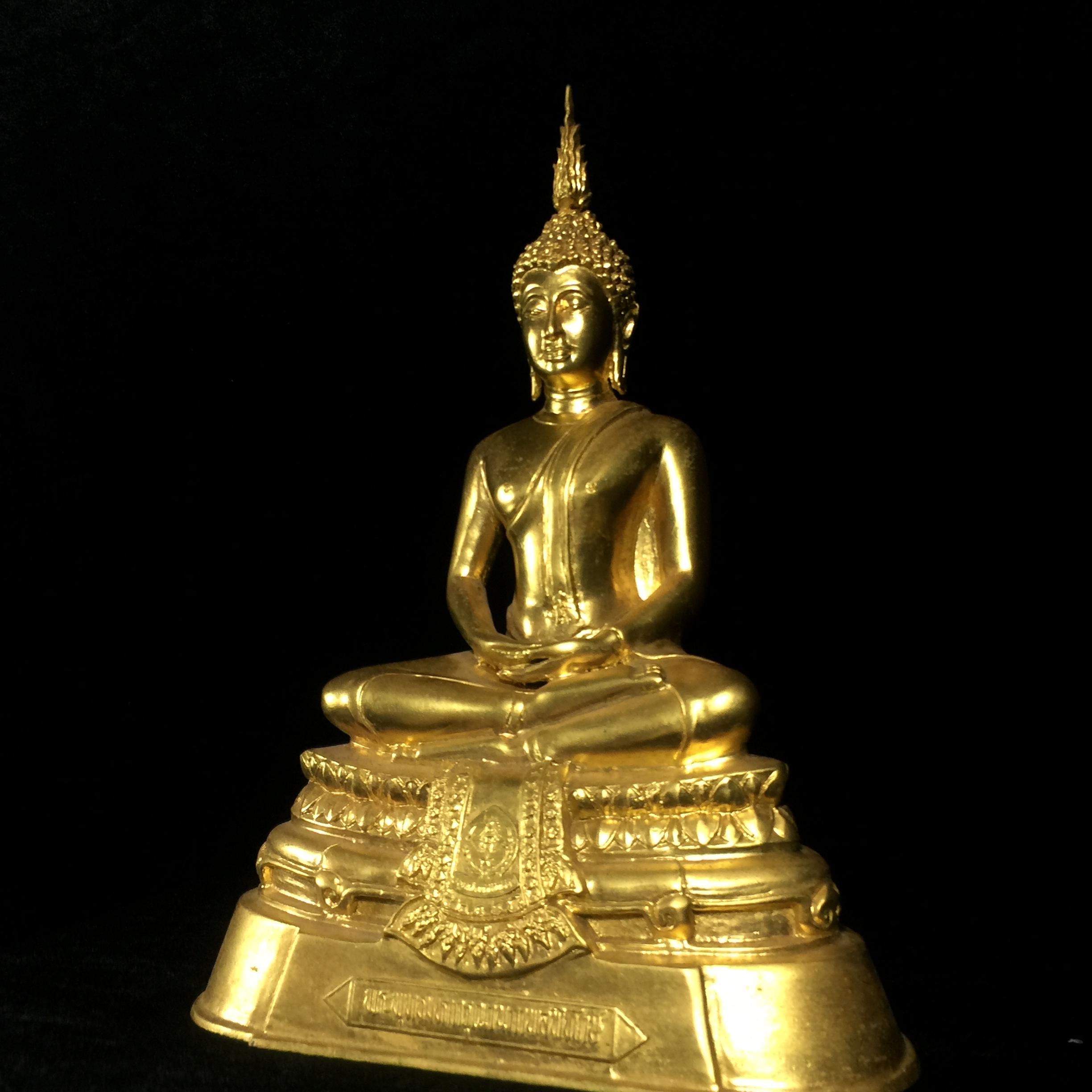 พระพุทธมหากรุณานภาพลพิทักษ์ พระพุทธรูปประจำโรงเรียนนายเรืออากาศ ปี 2540 หน้าตัก 5นิ้ว หมายเลข 197 สมเด็จพระสังฆราชเจ้า กรมหลวงวชิรญาณสังวร(สมเด็จพระสังฆราชองค์ที่19)ทรงถวายพระนาม(หายาก)