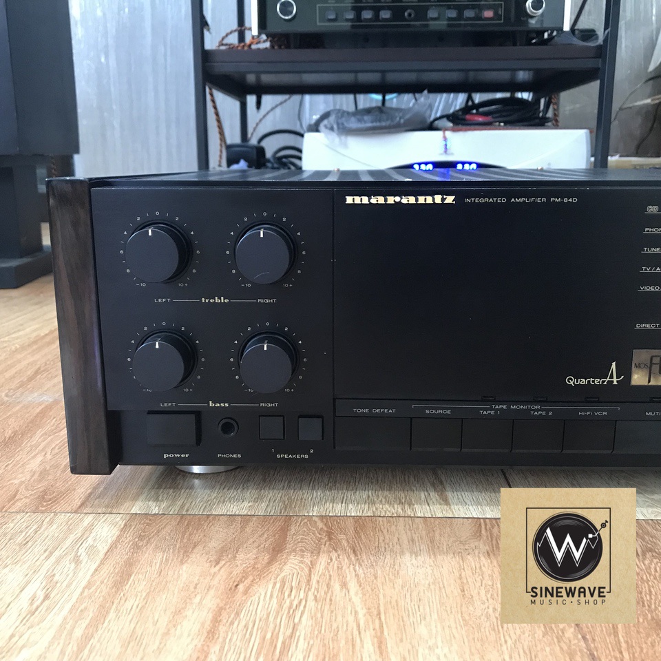 Integrated Amp ยี่ห้อ Marantz รุ่น PM-84D (Made in Japan)