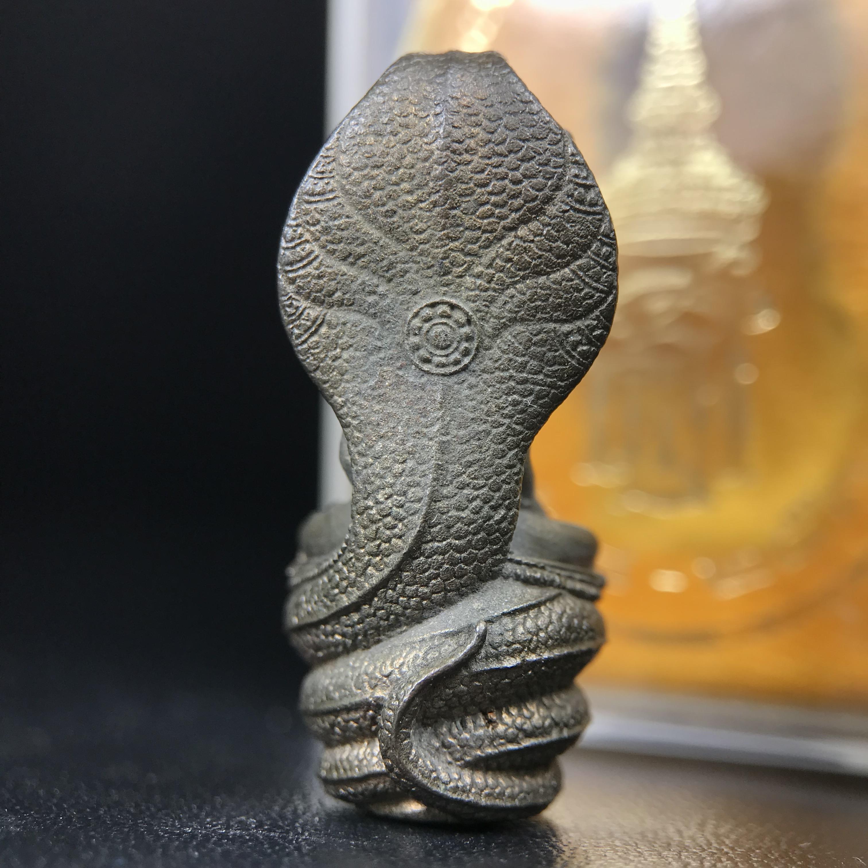 พระพุทธรูปนาคปรกปางมารวิชัย สธ. เนื่องวโรกาสสมเด็จพระเทพรัตนราชสุดาฯทรงเจริญพระชนมายุครบ 3รอบ ปี2534 พระกริ่งนวโลหะ พิธีพุทธาภิเษก ณ วัดบวรนิเวศวิหาร โดยมีสมเด็จพระญาณสังวรสมเด็จพระสังฆราชเป็นองค์ประธาน(พิธีใหญ่ มวลสารดี พุทธศิลป์งดงาม)อุดมวลสารผงจิตรลดา