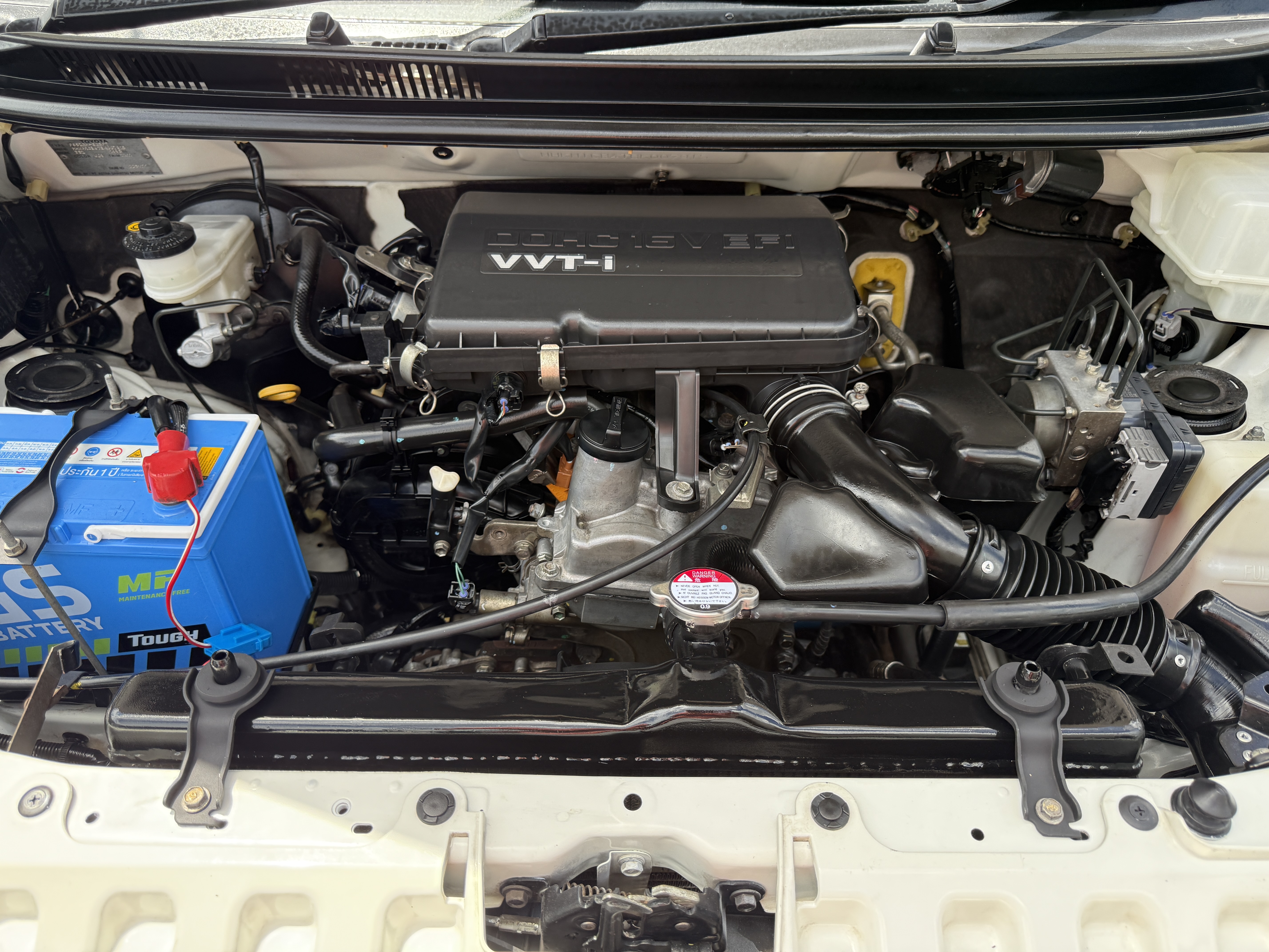 Toyota Avanza 1.5 S At 2013 ขาว