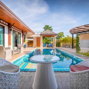 For Rent : Rawai VIP Luxury Villa 4 Bedrooms 4 Bathroom, Walk distance to the beach