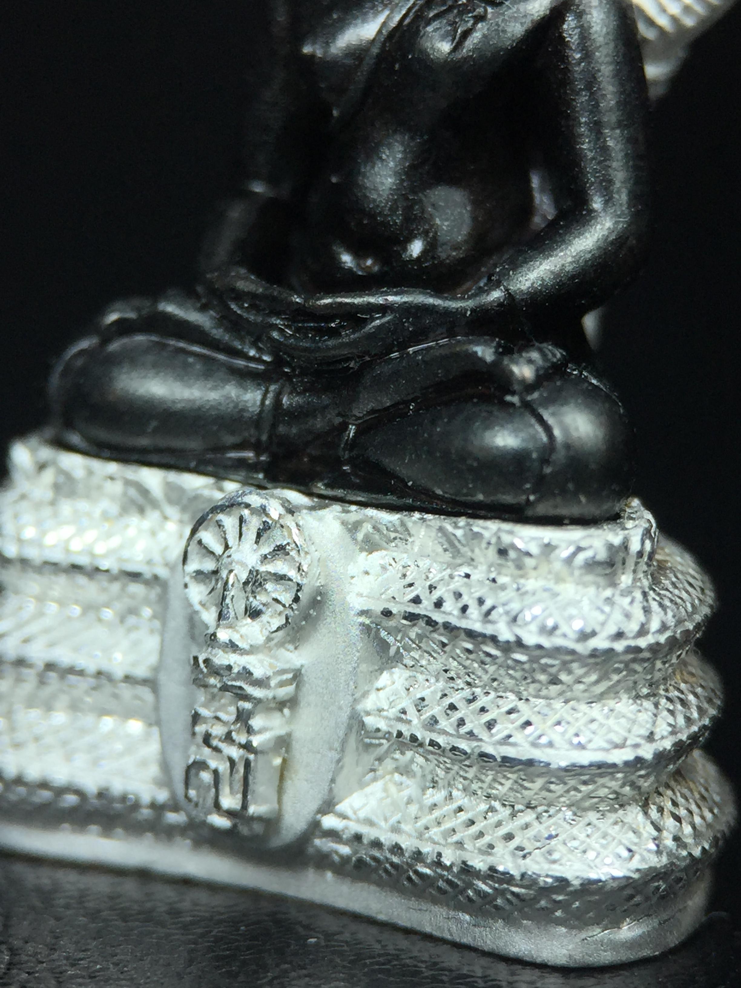 พระนาคปรก สธ. รุ่นสร้างพระอุโบสถเฉลิมพระเกียรติ 4 รอบ 84 พรรษา สมเด็จพระเทพรัตนราชสุดาฯ วัดบวรนิเวศวิหาร ปี 2543 พิมพ์ใหญ่ องค์พระเนื้อนวโลหะ ฐานนาคปรกเนื้อเงิน(สภาพ สวย )พิธีใหญ่ พุทธศิลป์งดงาม หายาก (1 ใน 1999 องค์)